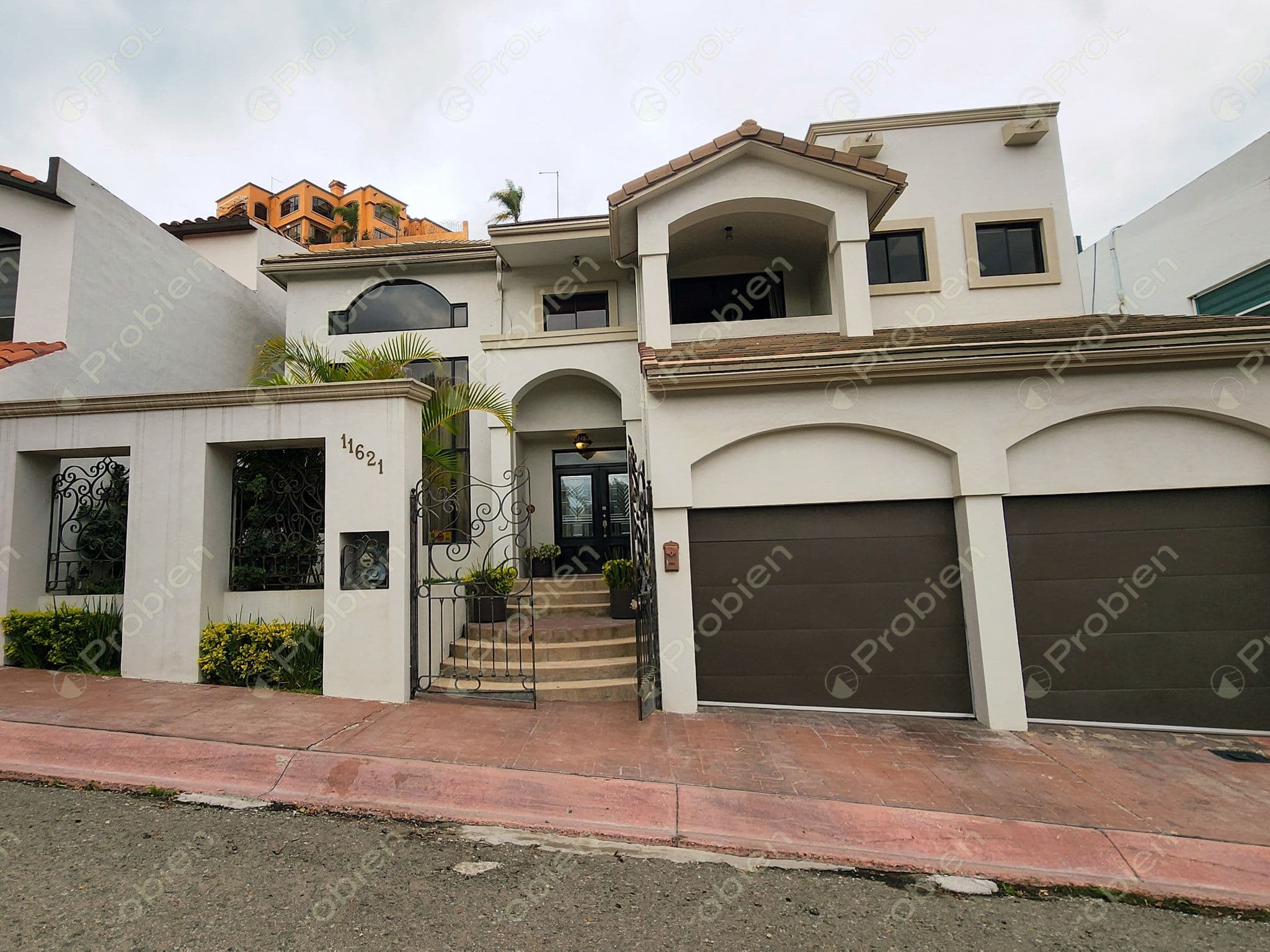 Estudio en Renta en Hacienda Agua Caliente – Zona Dorada de Tijuana