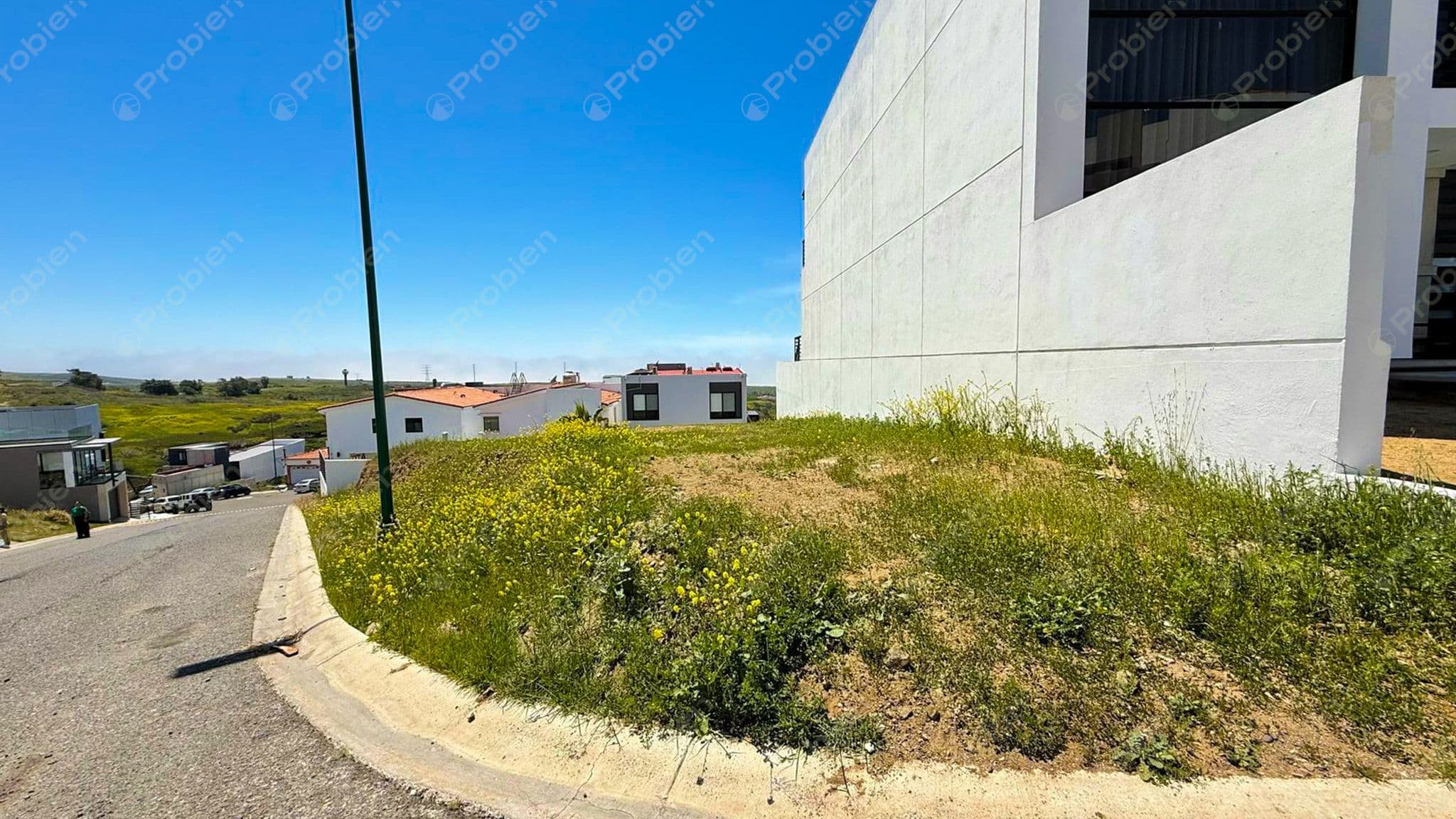 Terreno en Venta en Esquina – Real del Mar, Gran Plusvalía y Ubicación Estratégica
