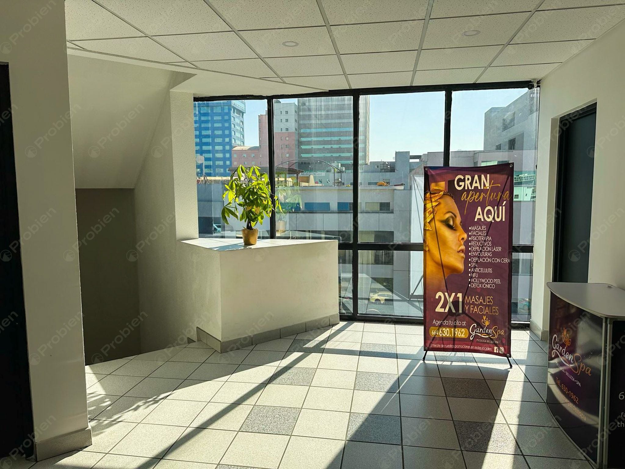 Oficina penthouse en Renta en Zona Río - Ubicación Estratégica cerca de Paseo de los Héroes con vista a la ciudad - Foto 2 de 18