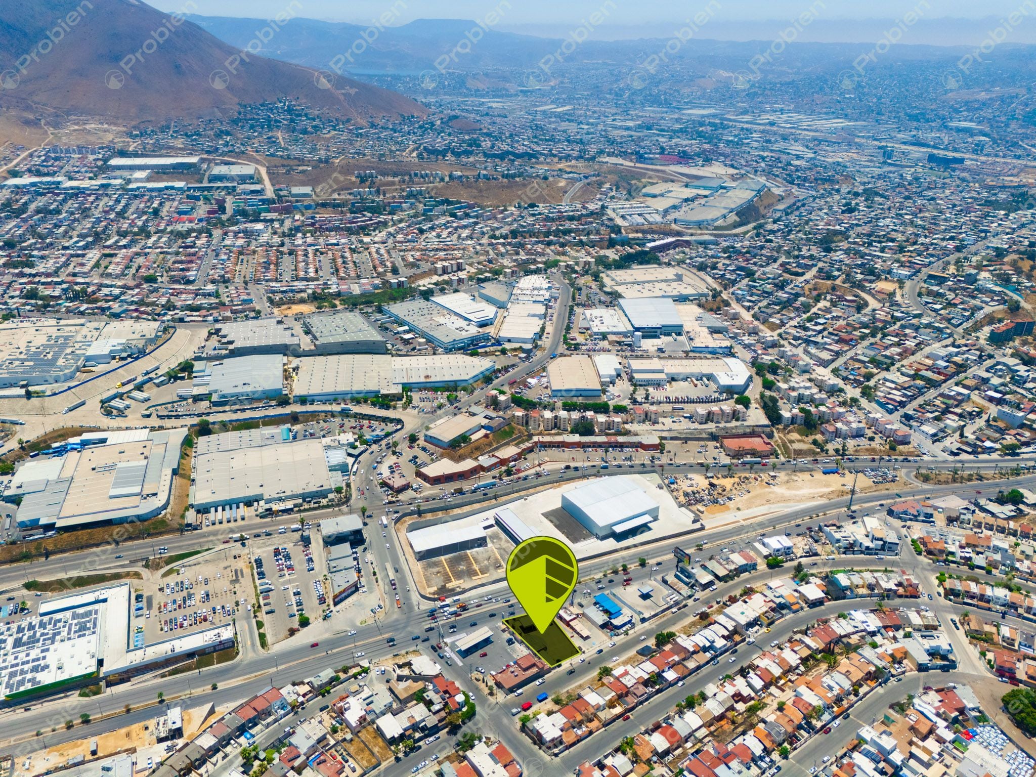 Terreno en Renta con Oficinas y Área de Verificación en Blvd. Casa Blanca – 1,133 m² - Foto 3 de 16