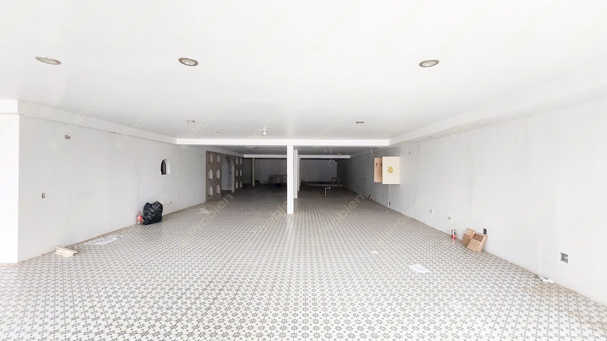 Bodega o Local Comercial en Venta / Renta - Blvd. Agua Caliente - Foto 5 de 11