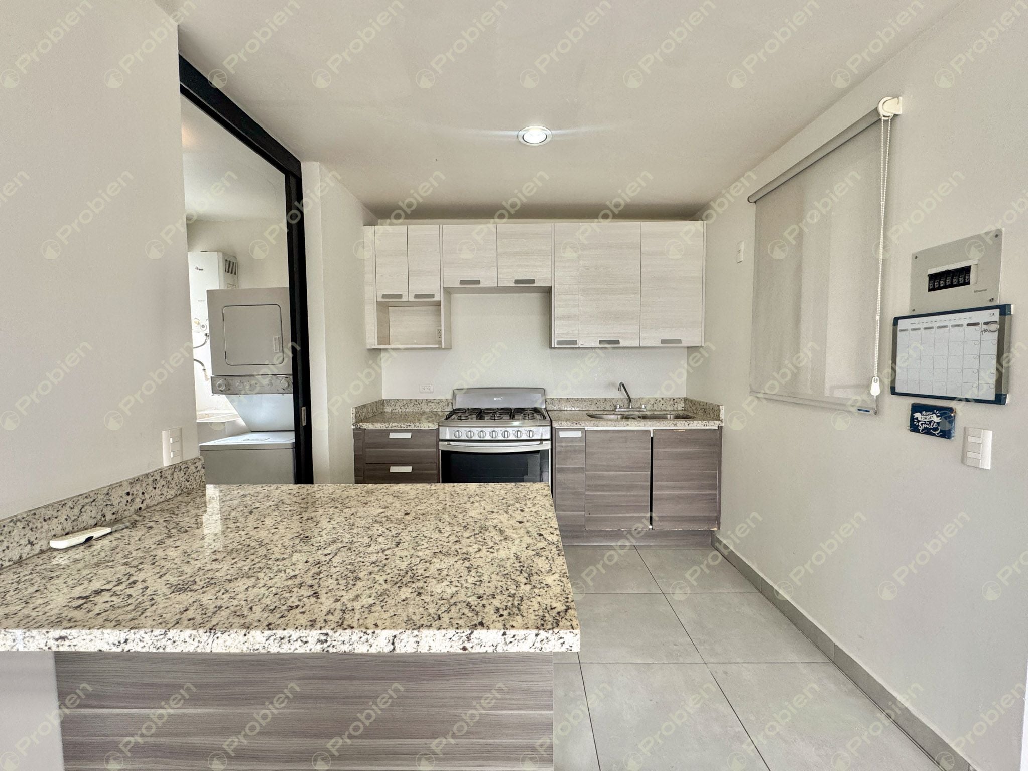 Departamento Amueblado en Renta en La Rioja – 3 Recámaras y Amenidades Completas - Foto 3 de 14