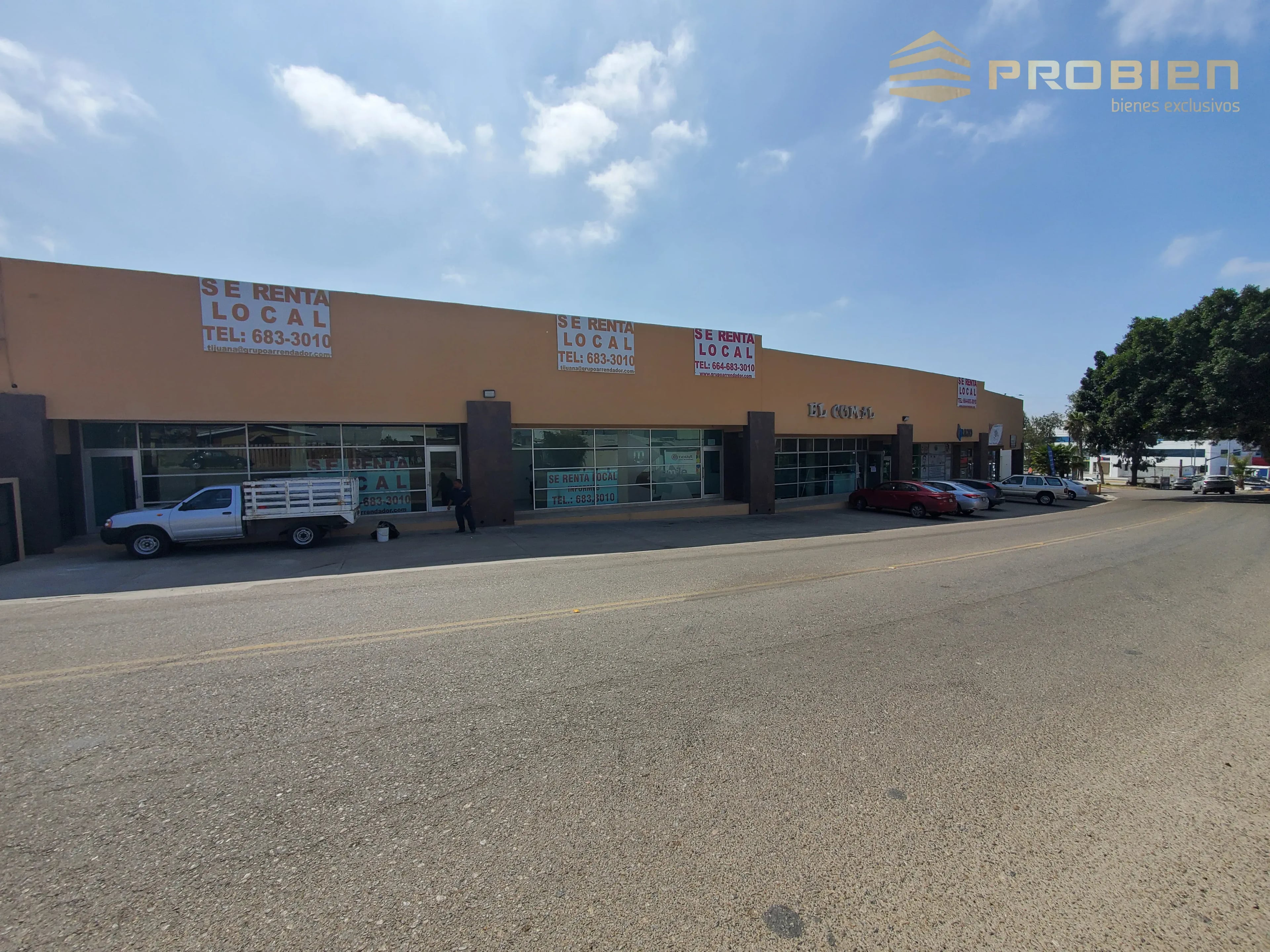 Plaza comercial en renta- Col. Aeropuerto  (Plaza Libertad)  - Foto 3 de 9