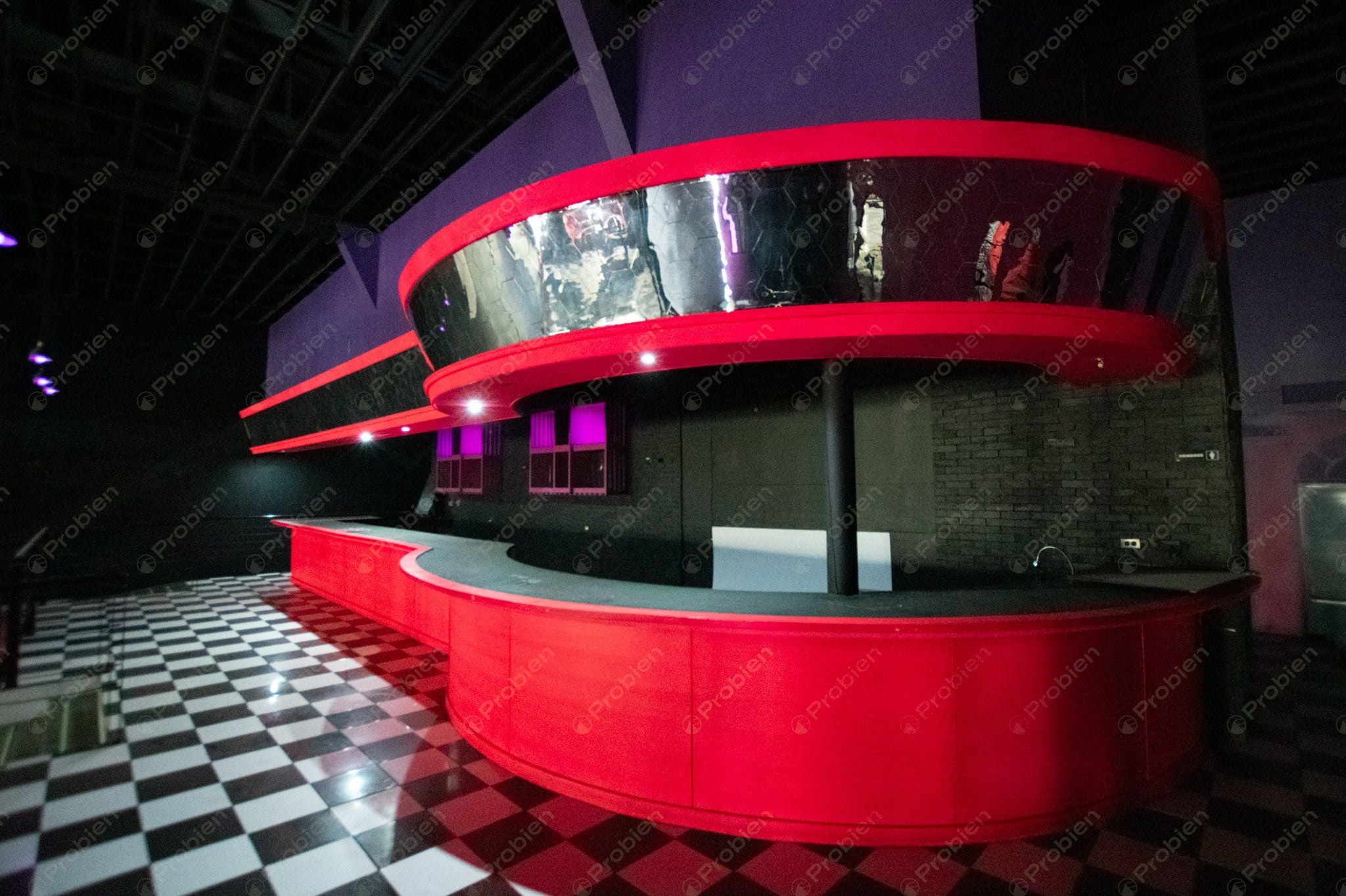 Local Comercial en Renta en El Foro – Zona Centro Tijuana, 980 m² en el Icónico Palacio Jai Alai - Foto 12 de 30