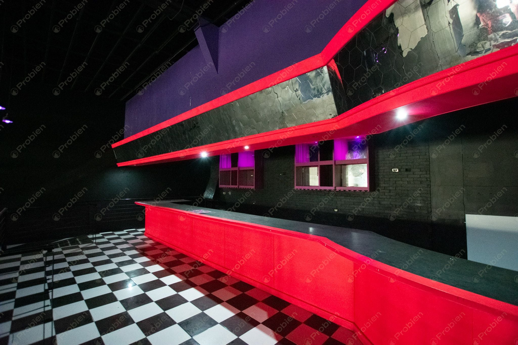 Local Comercial en Renta en El Foro – Zona Centro Tijuana, 980 m² en el Icónico Palacio Jai Alai - Foto 13 de 30