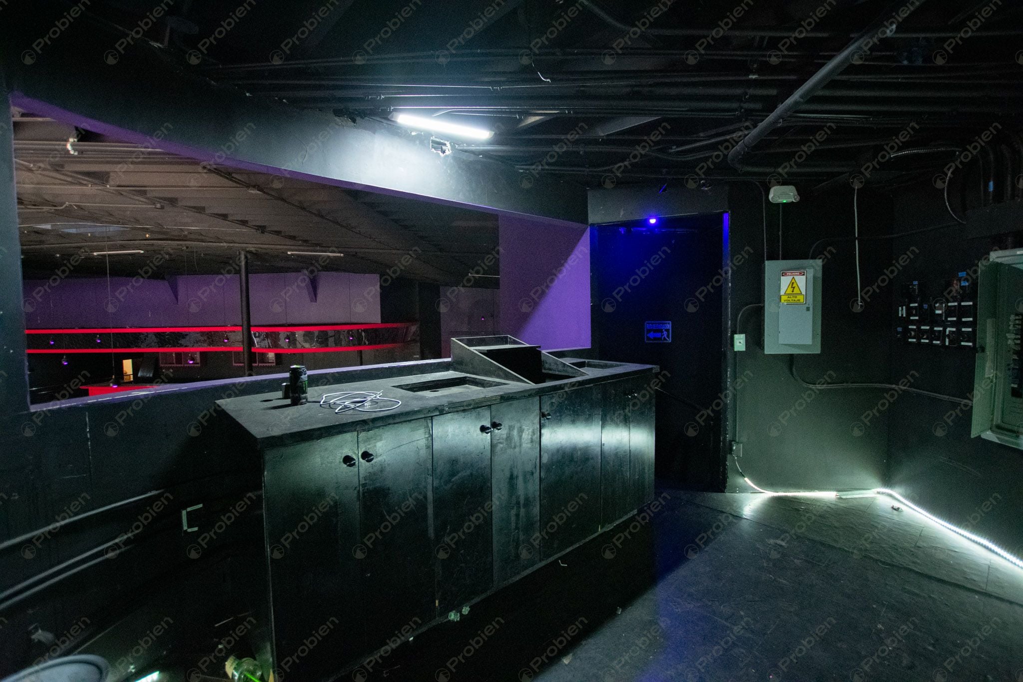 Local Comercial en Renta en El Foro – Zona Centro Tijuana, 980 m² en el Icónico Palacio Jai Alai - Foto 21 de 30