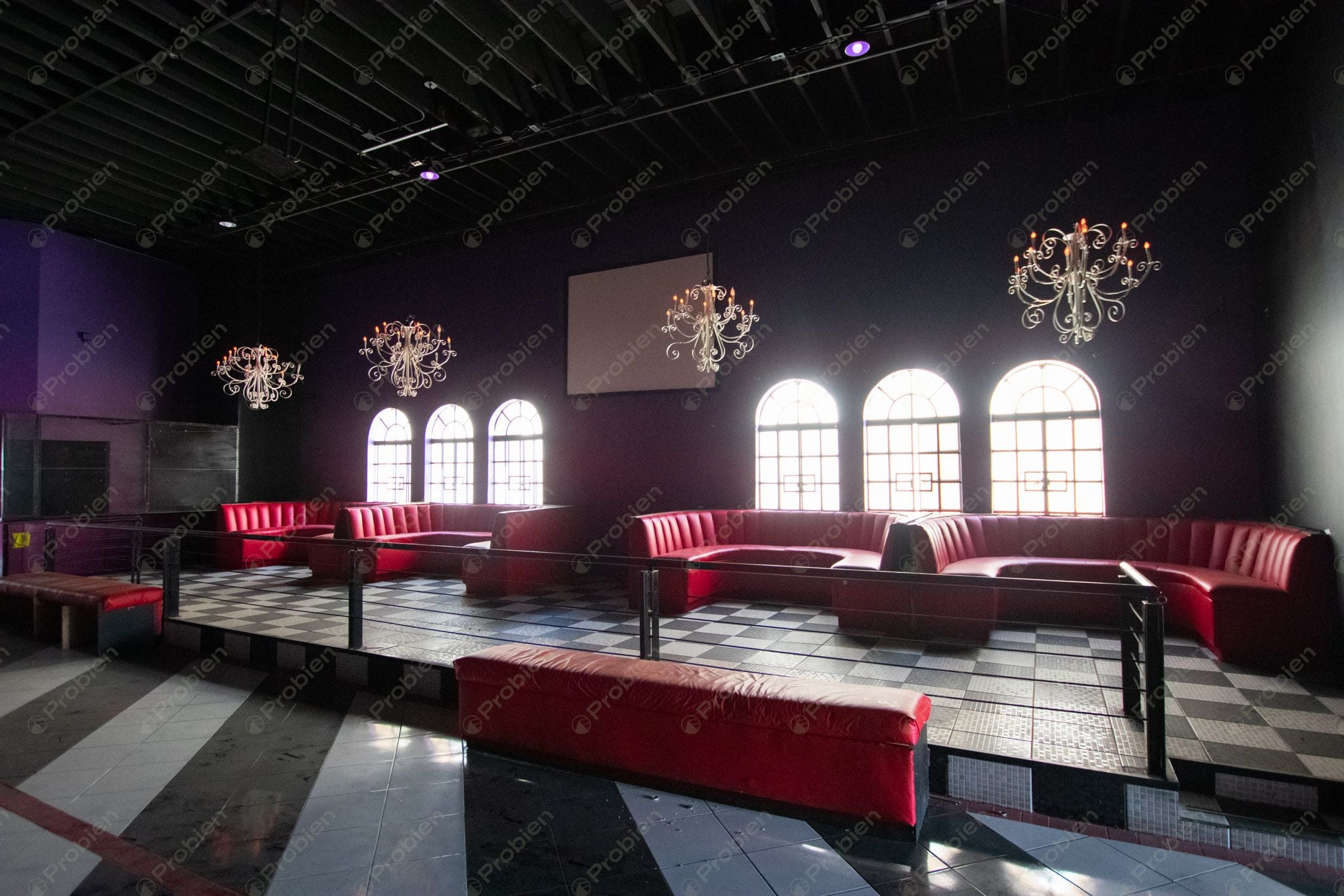 Local Comercial en Renta en El Foro – Zona Centro Tijuana, 980 m² en el Icónico Palacio Jai Alai - Foto 7 de 30