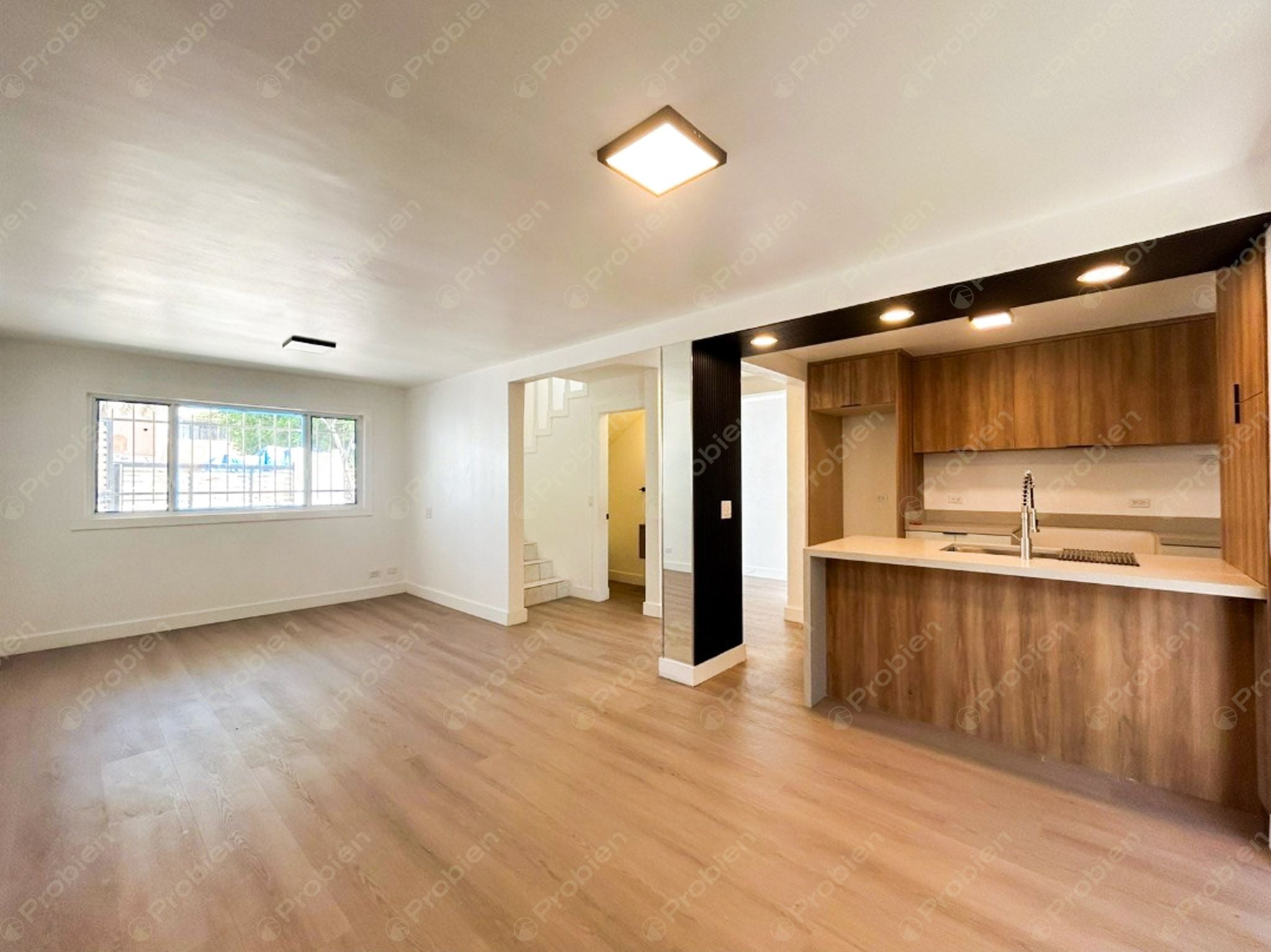 Casa en Venta en Playas de Tijuana – 3 Recámaras y 3 Estacionamientos - Foto 2 de 10