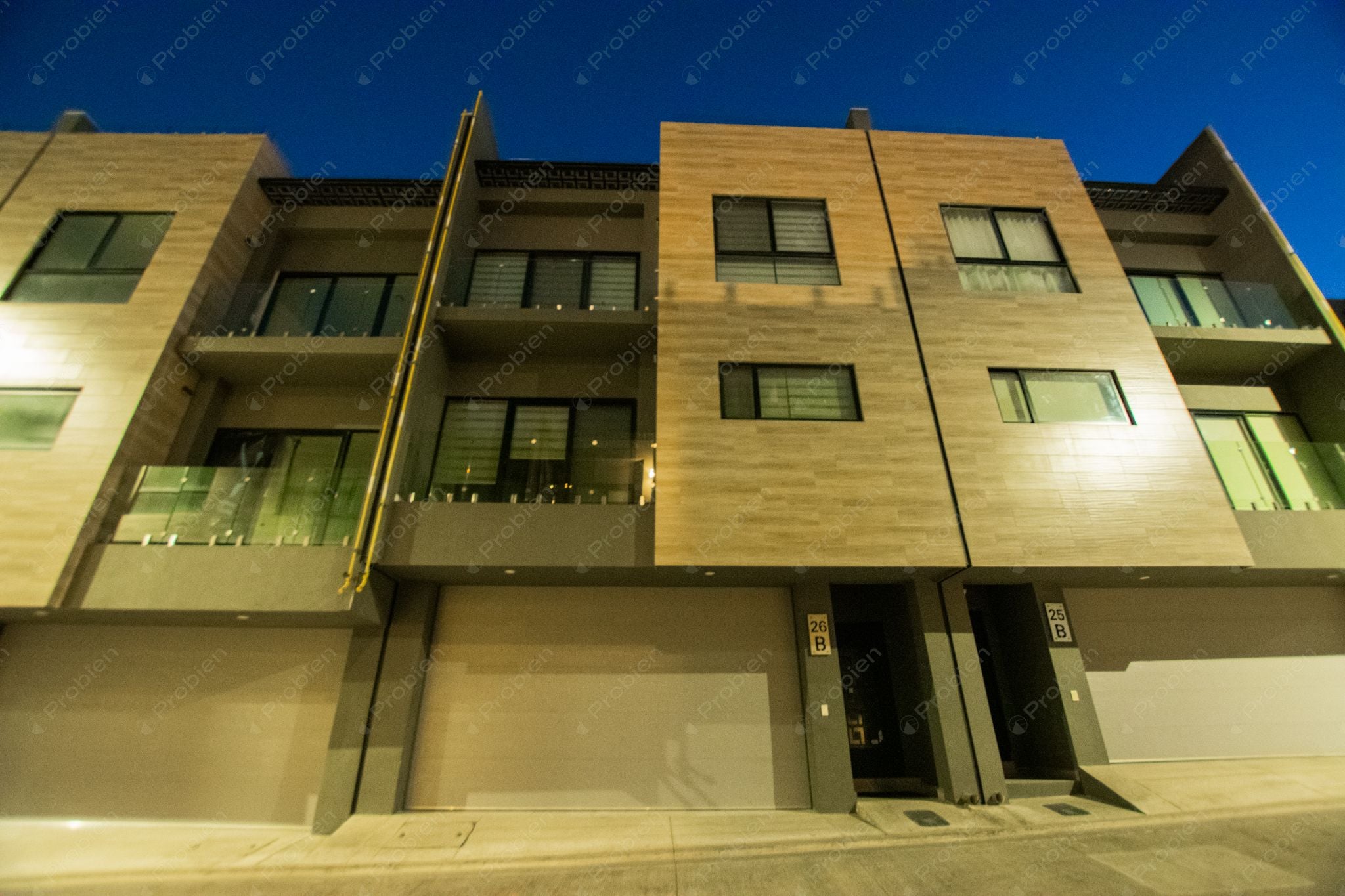 Townhouse en renta en Uptown, privada residencial exclusiva - Foto 2 de 25