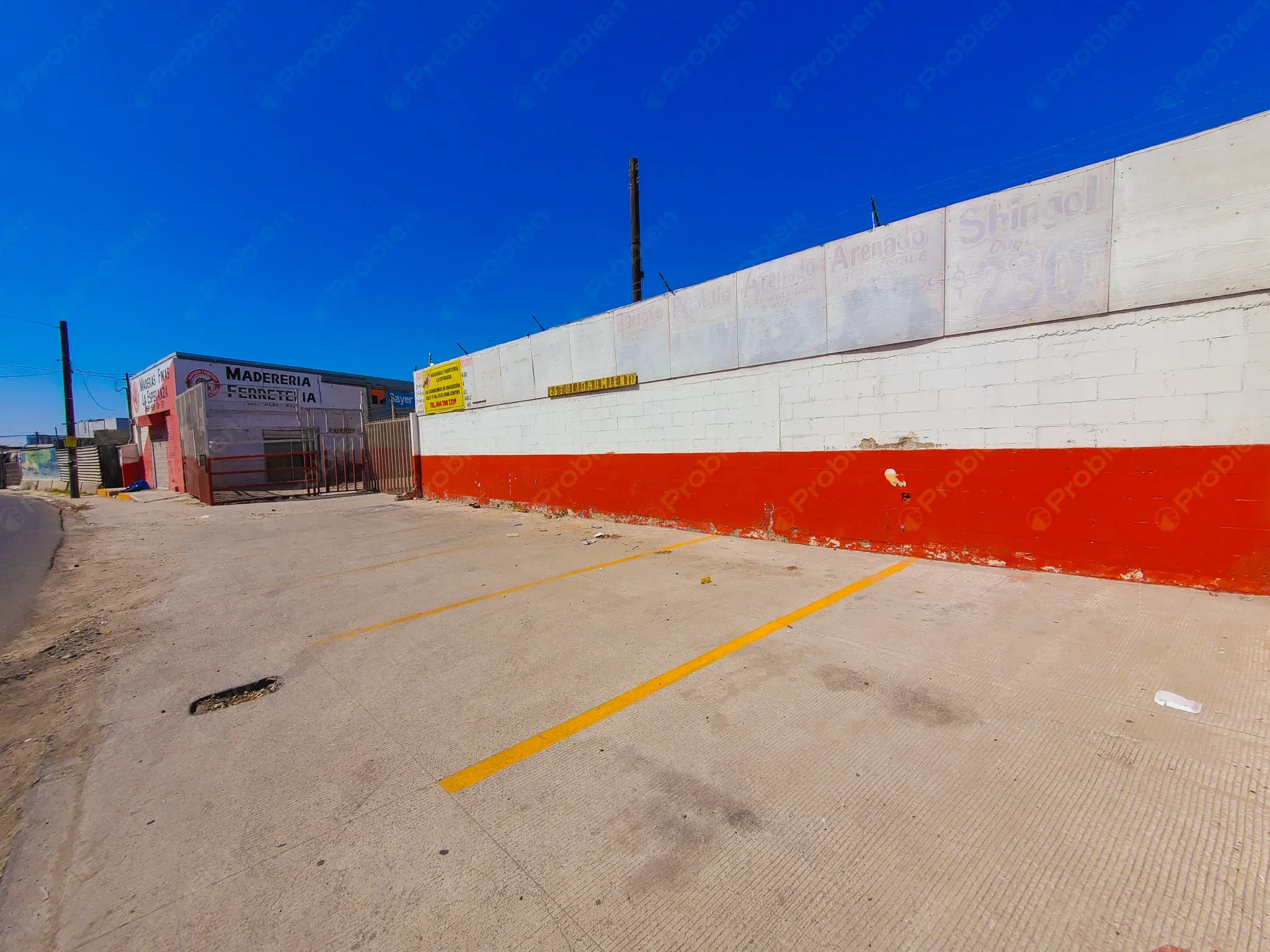 Terreno Comercial con local en renta - Alba roja - Foto 4 de 16