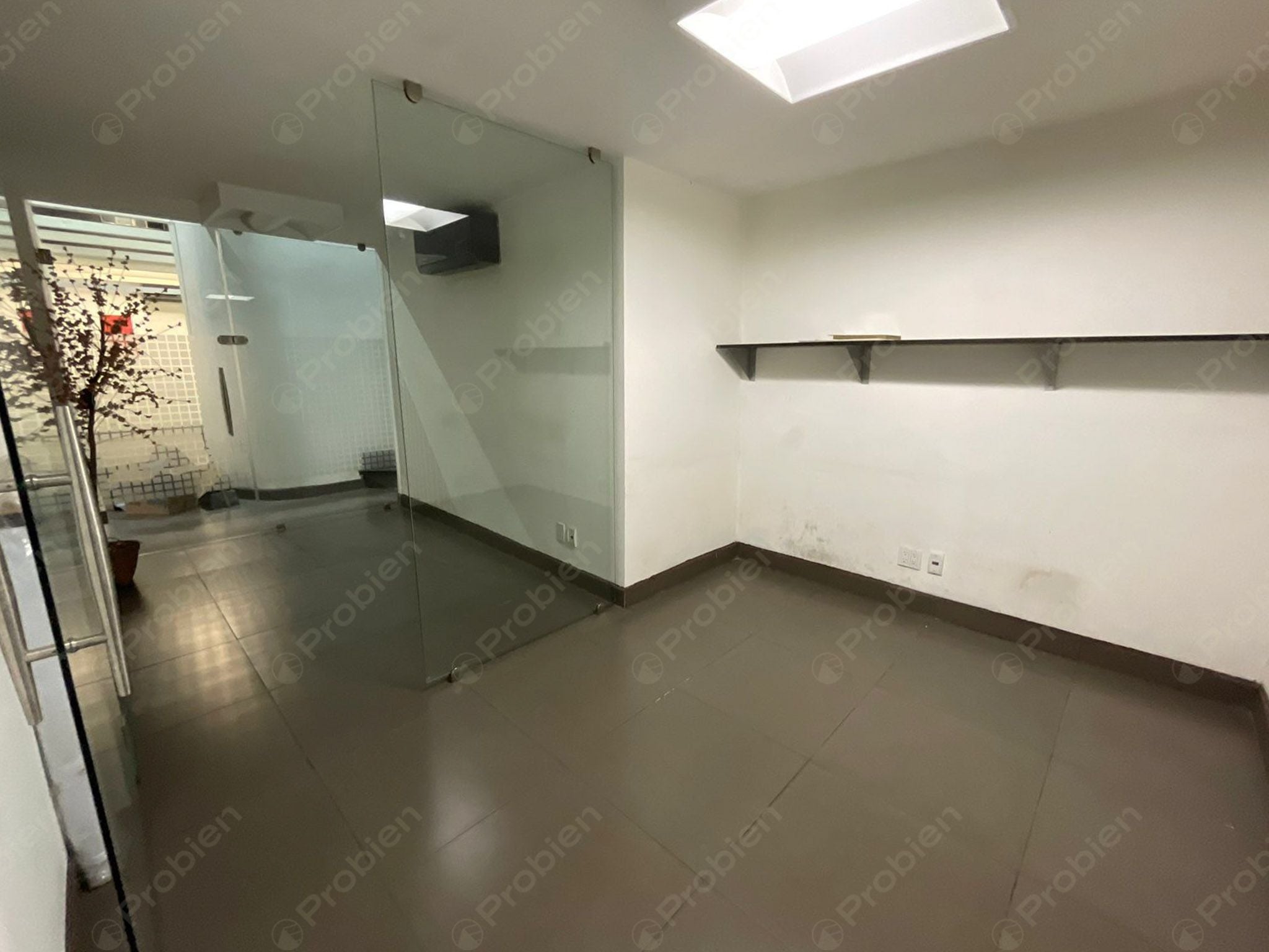 Oficina en Renta - Business Center en Zona Rio Planta Baja - Foto 9 de 12