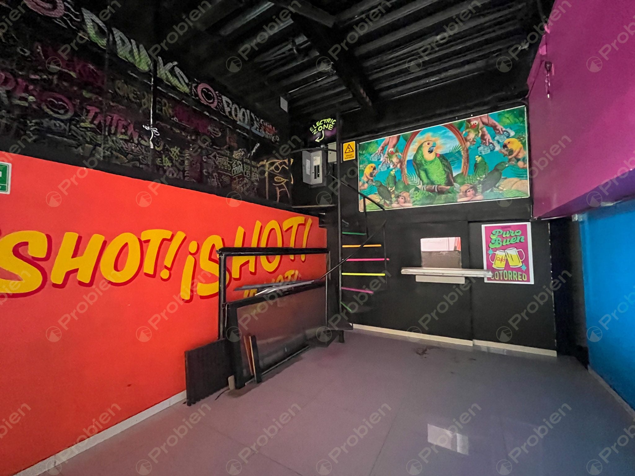 Local comercial de dos niveles en Renta - En Zona Rio - Foto 4 de 14