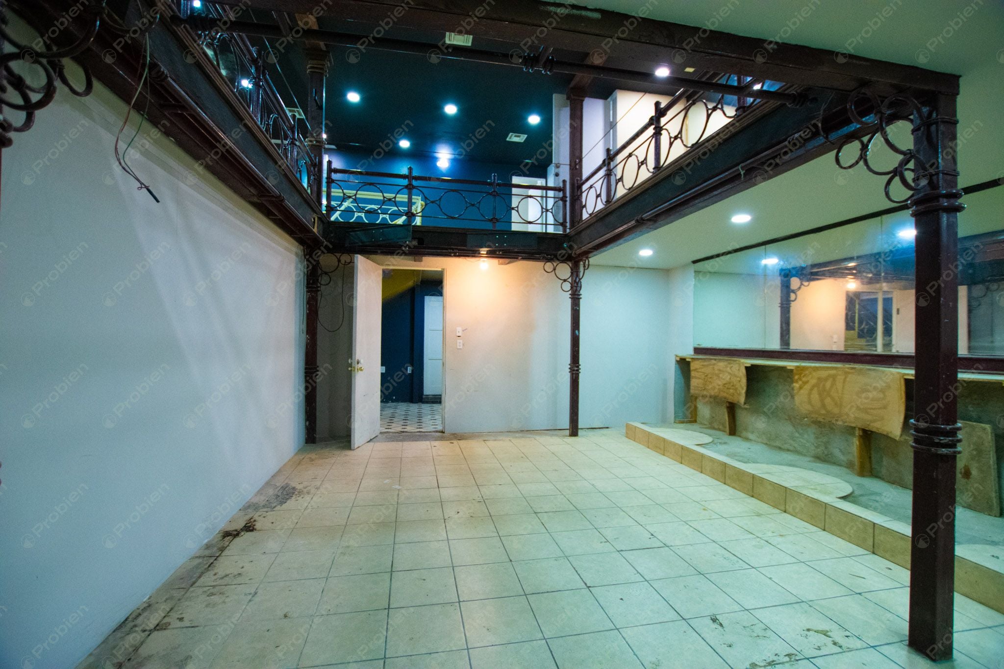 Local Comercial en Renta en Avenida Revolución – ¡Ubicación Estratégica! - Foto 15 de 22