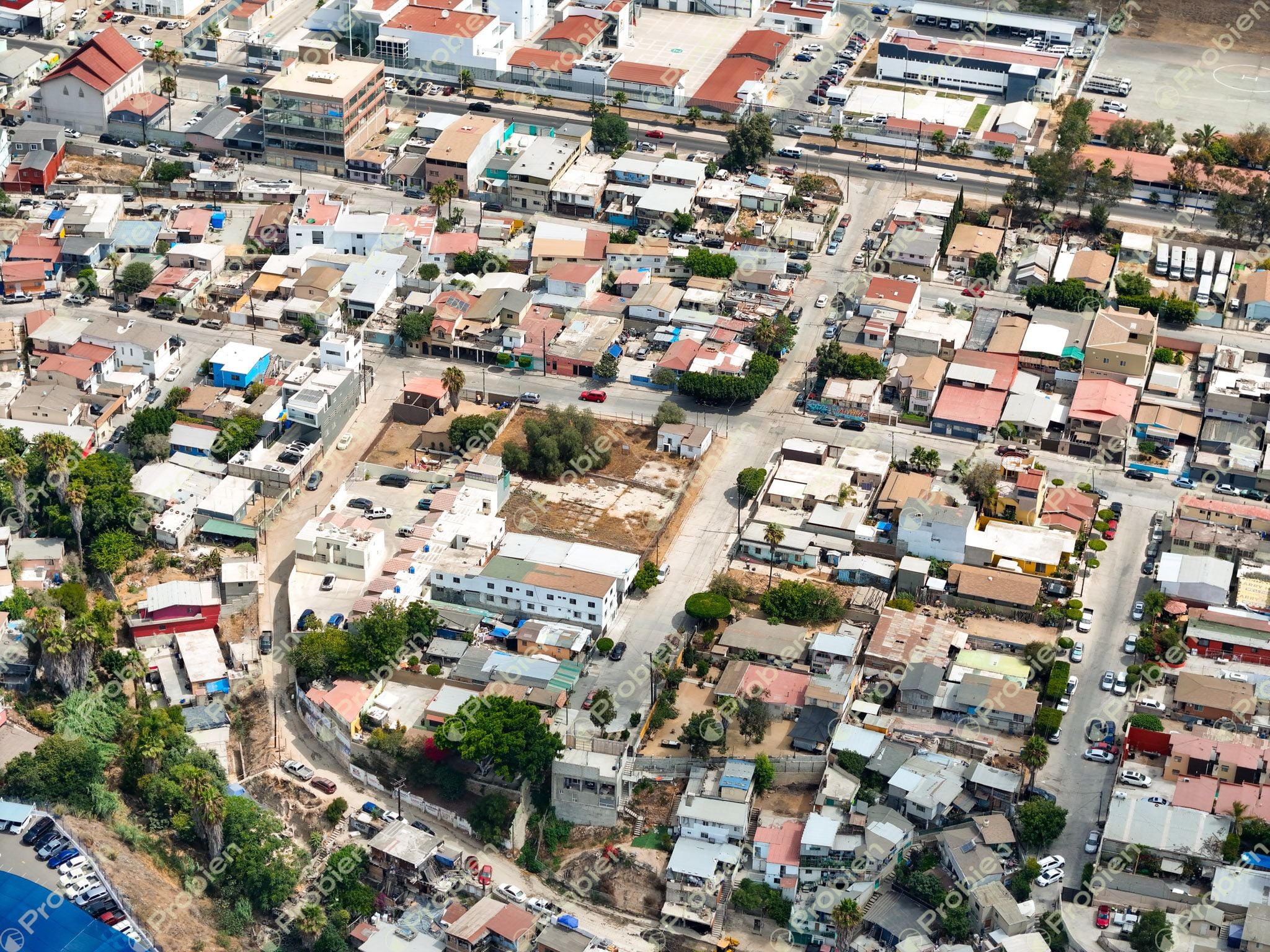 Terreno comercial en Renta - Otay Aeropuerto - Foto 2 de 13
