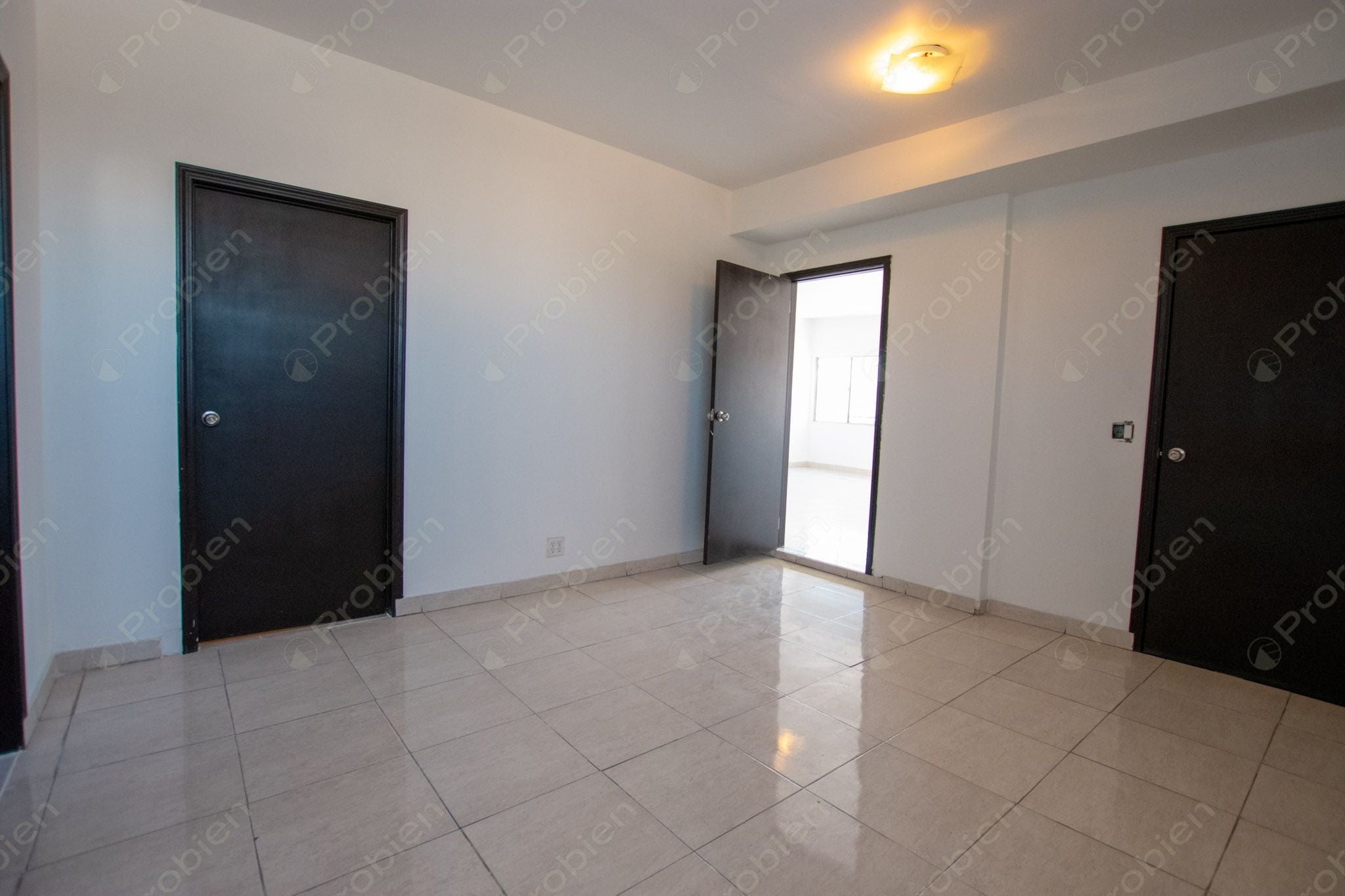 Bodega / Local en Renta sobre Vialidad Principal en Otay – 400 m² con Gran Potencial Comercial - Foto 15 de 16