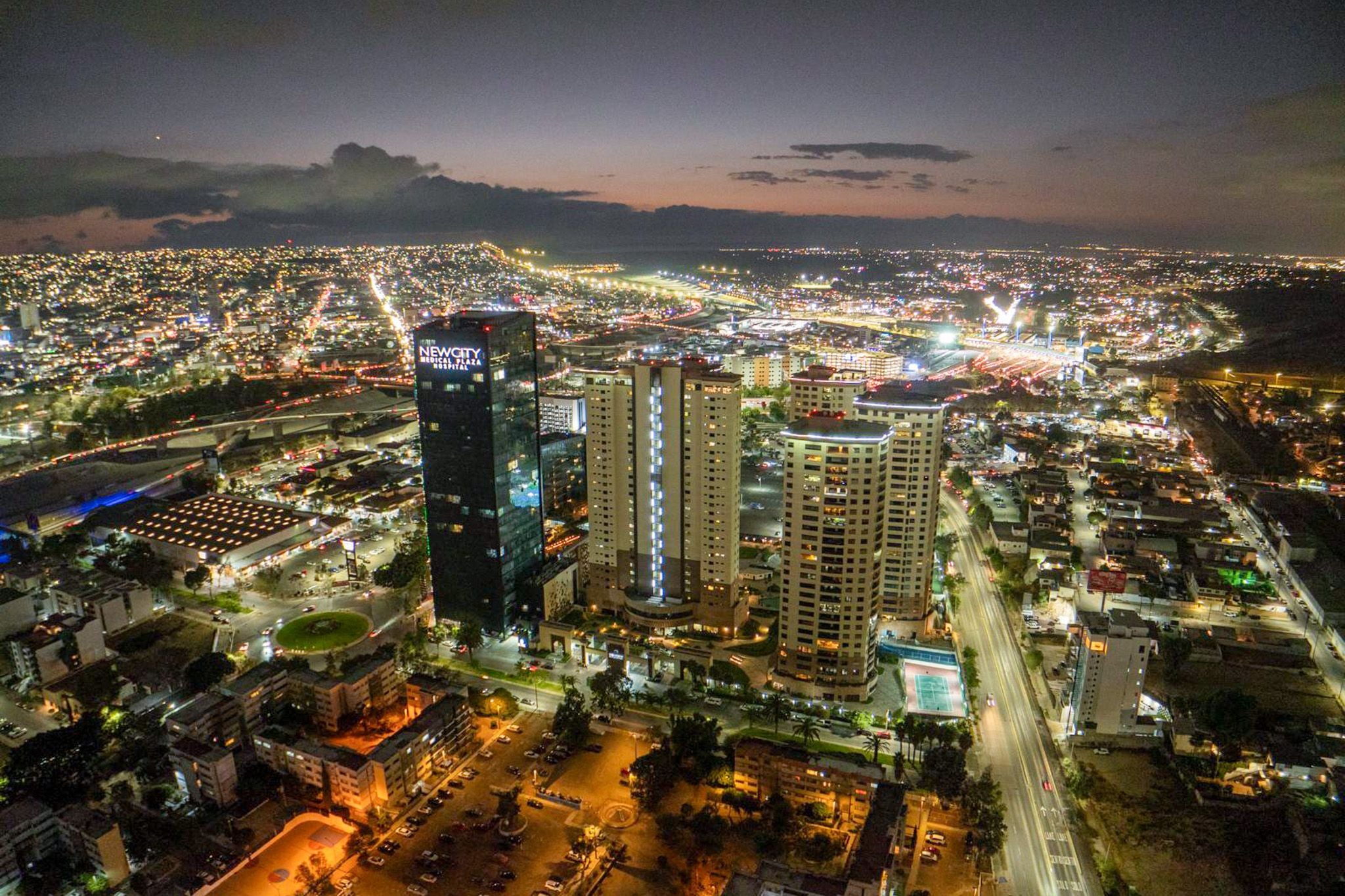 Departamento en venta en Torre Rubí New City, piso 8 amueblado y equipado en Zona Río Tijuana - Foto 32 de 32