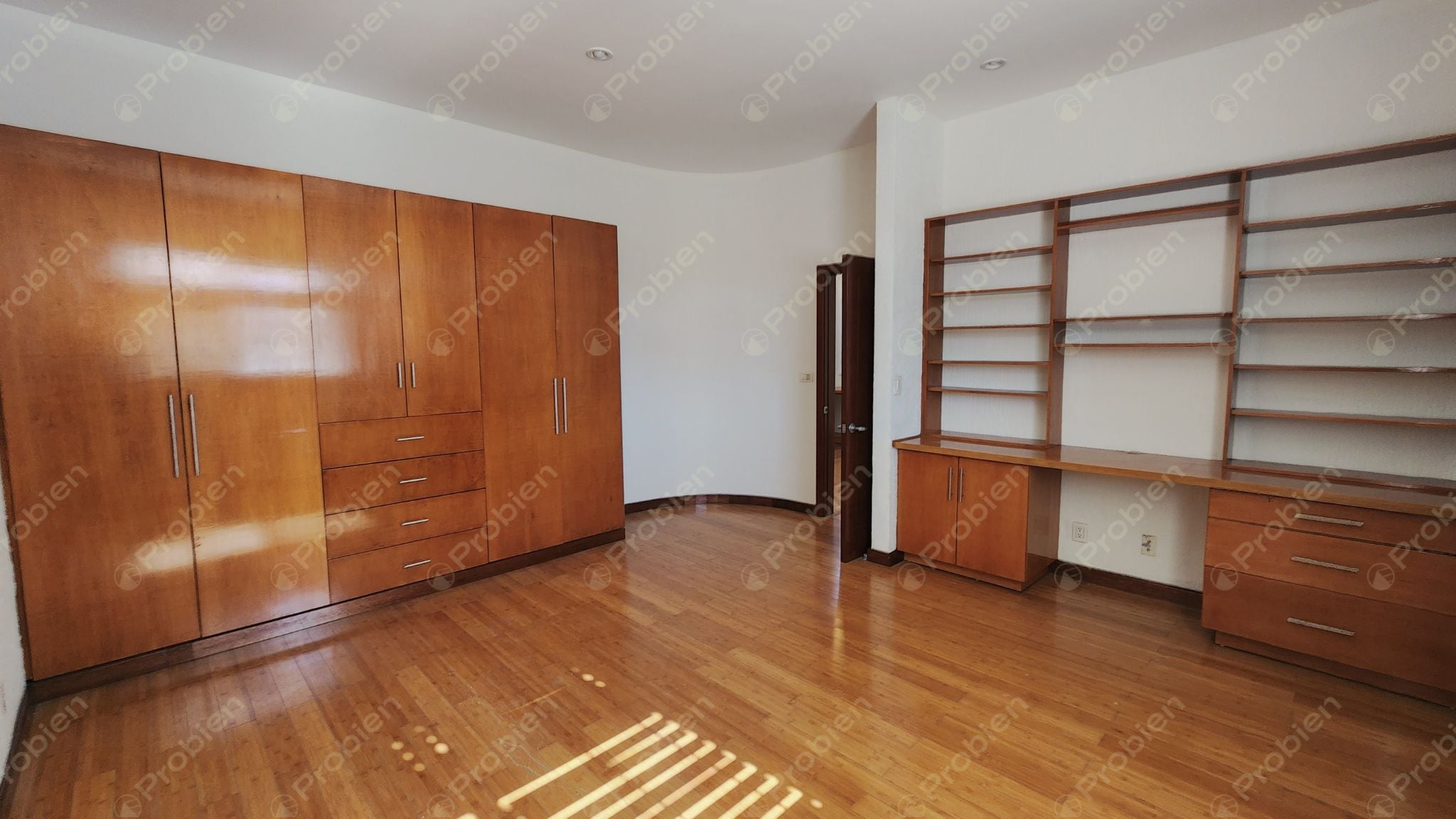 Casa en Venta en Las Palmas – Amplia, Remodelada y con Paneles Solares - Foto 20 de 33