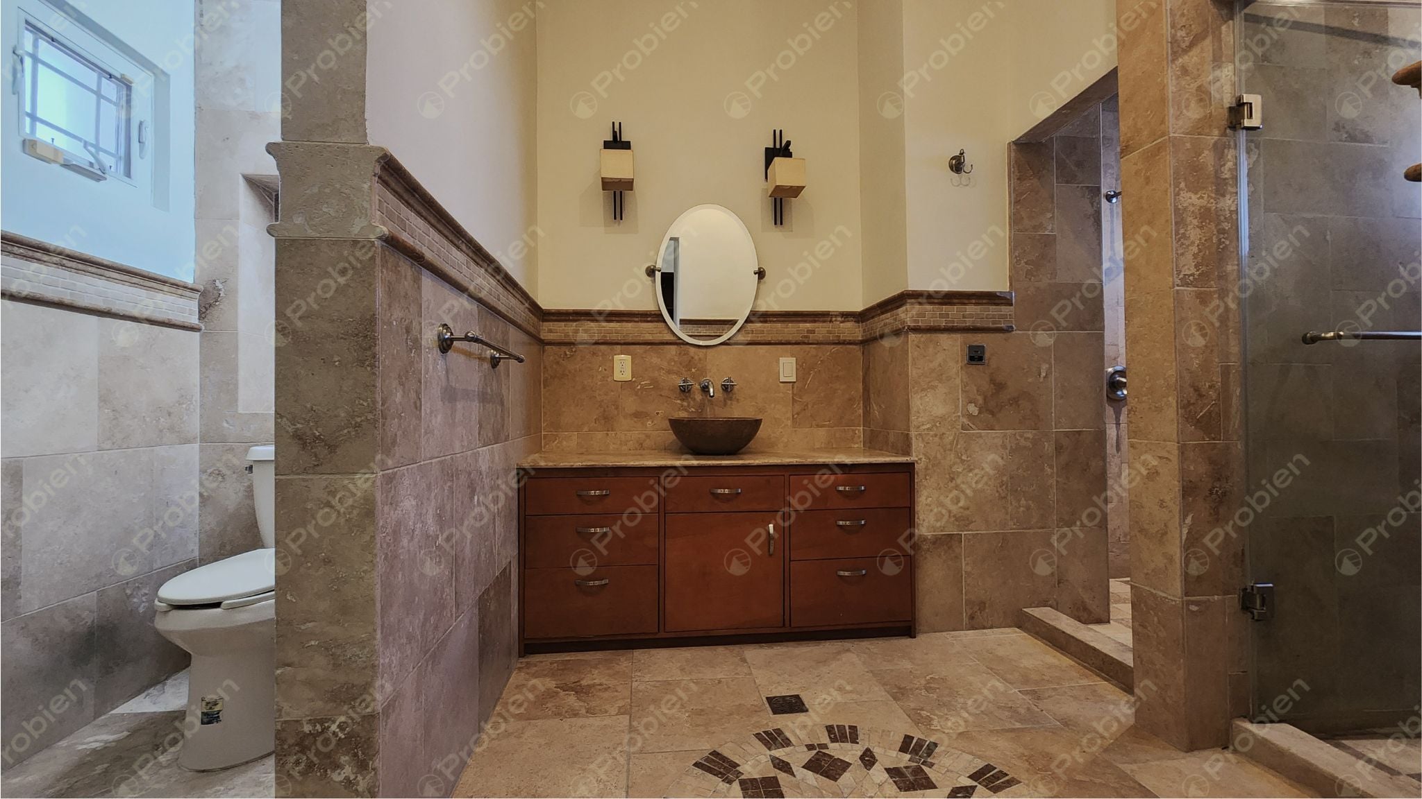 Casa en Venta en Las Palmas – Amplia, Remodelada y con Paneles Solares - Foto 24 de 33