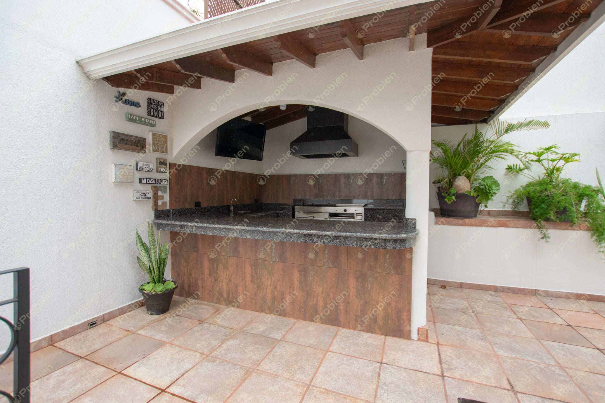 Hermosa Casa en Venta en Puerta de Hierro – Amplia, Iluminada y con Acabados de Lujo - Foto 37 de 40