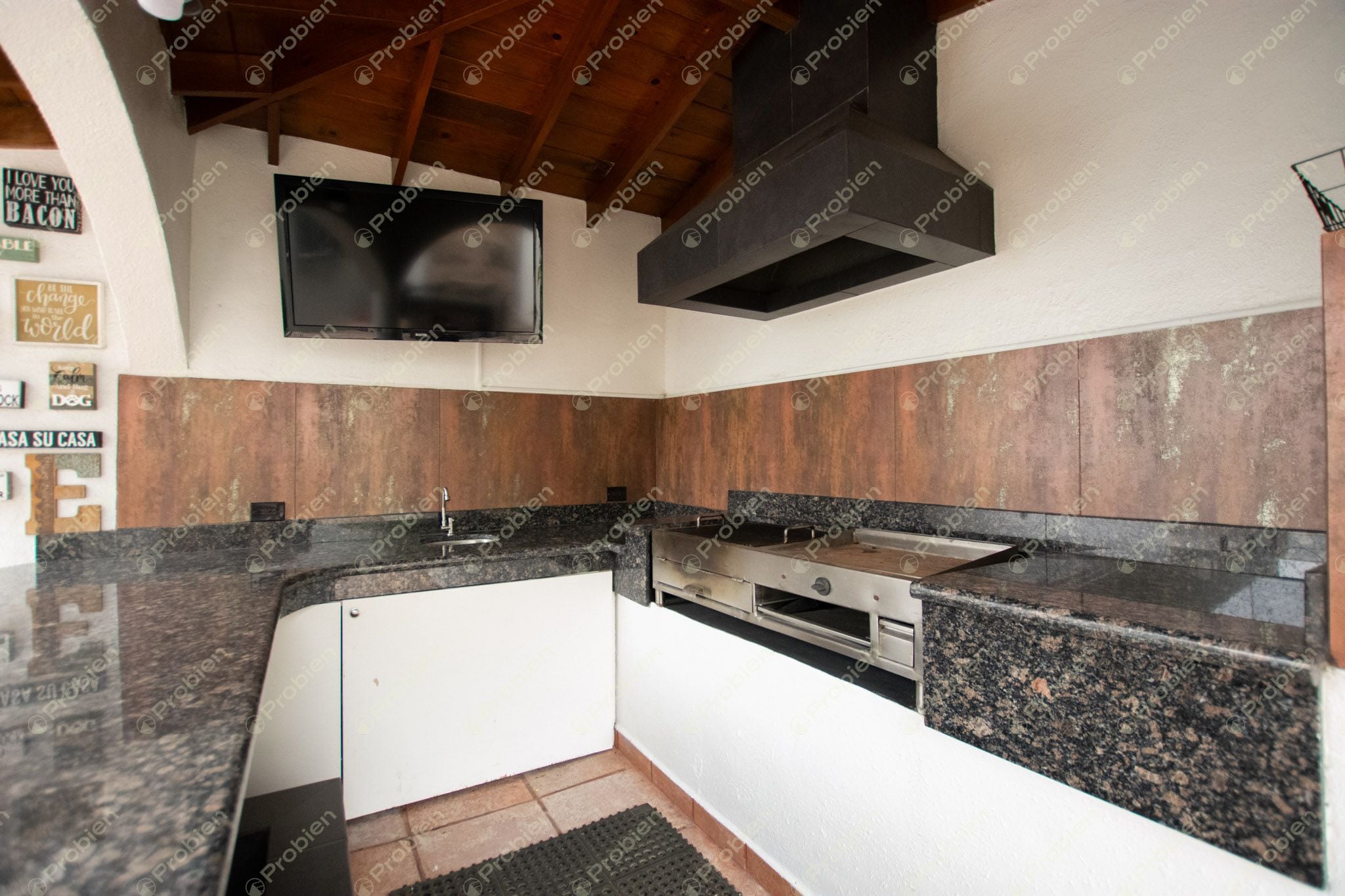 Hermosa Casa en Venta en Puerta de Hierro – Amplia, Iluminada y con Acabados de Lujo - Foto 38 de 40