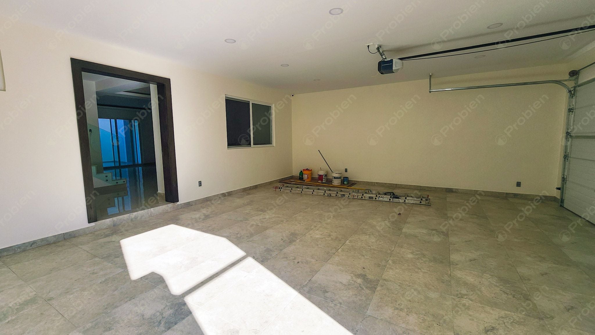 Casas en Venta en Hacienda Agua Caliente – Zona Dorada de Tijuana 3 Niveles - Foto 2 de 29