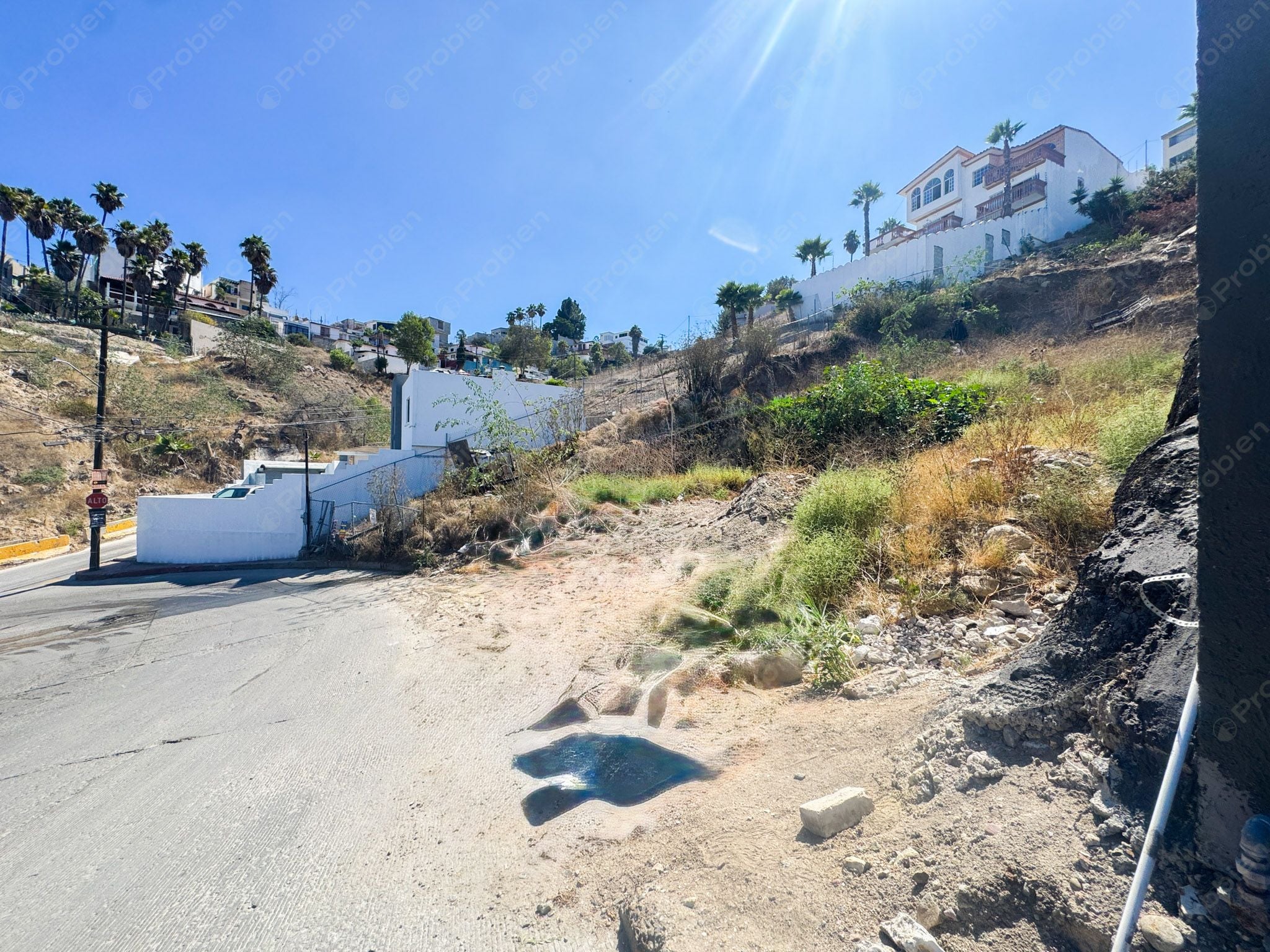 Terreno con vista espectacular en Venta = Ideal para departamentos en Cubillas Sur - Foto 1 de 2