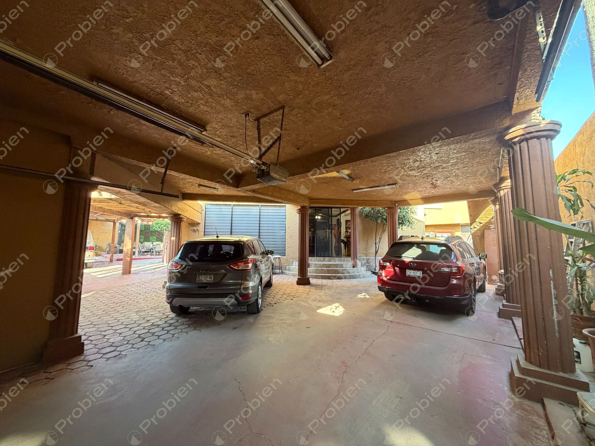 Casa en Venta en Las Torres Parte Baja | Amplia Residencia con Potencial Comercial - Foto 20 de 26