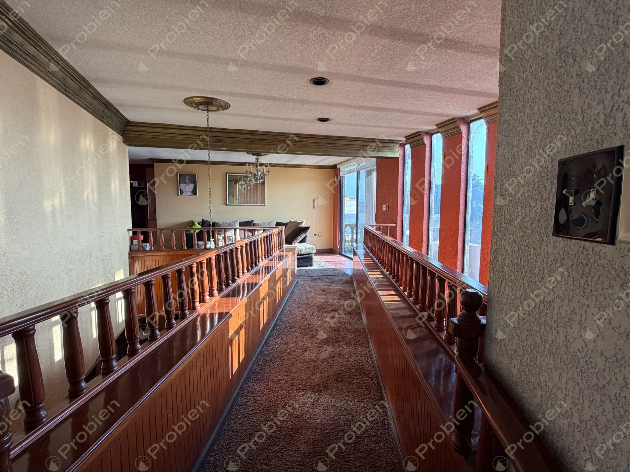 Casa en Venta en Las Torres Parte Baja | Amplia Residencia con Potencial Comercial - Foto 8 de 26