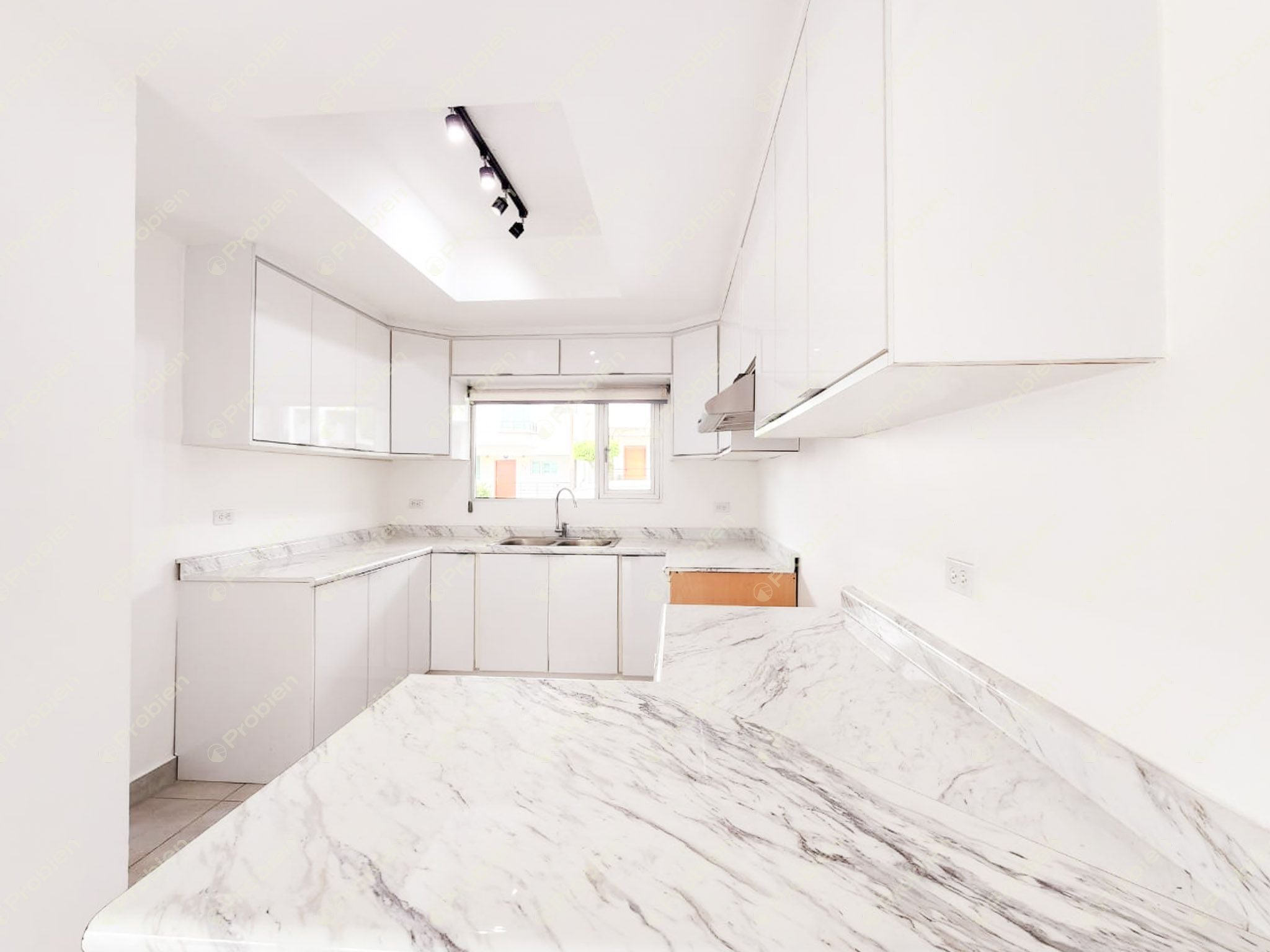 Casa en Venta en Privada Coto Uno - Con Amenidades Exclusivas - Foto 3 de 13