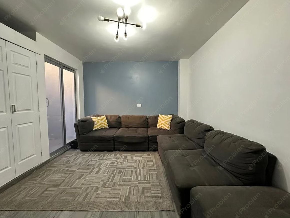 Casa en Venta en Privada Rioja, Colinas de California – 3 Niveles con Terrazas y Amenidades - Foto 8 de 15