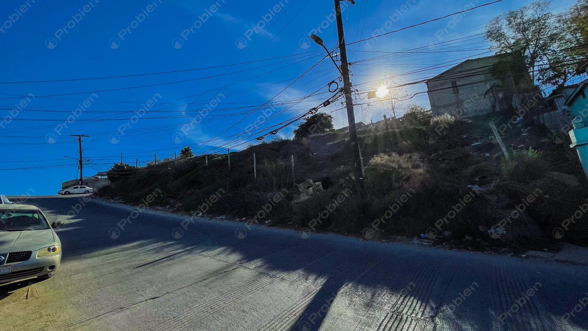 Terreno Comercial en Venta - En Pedregal de Santa Julia - Foto 3 de 8