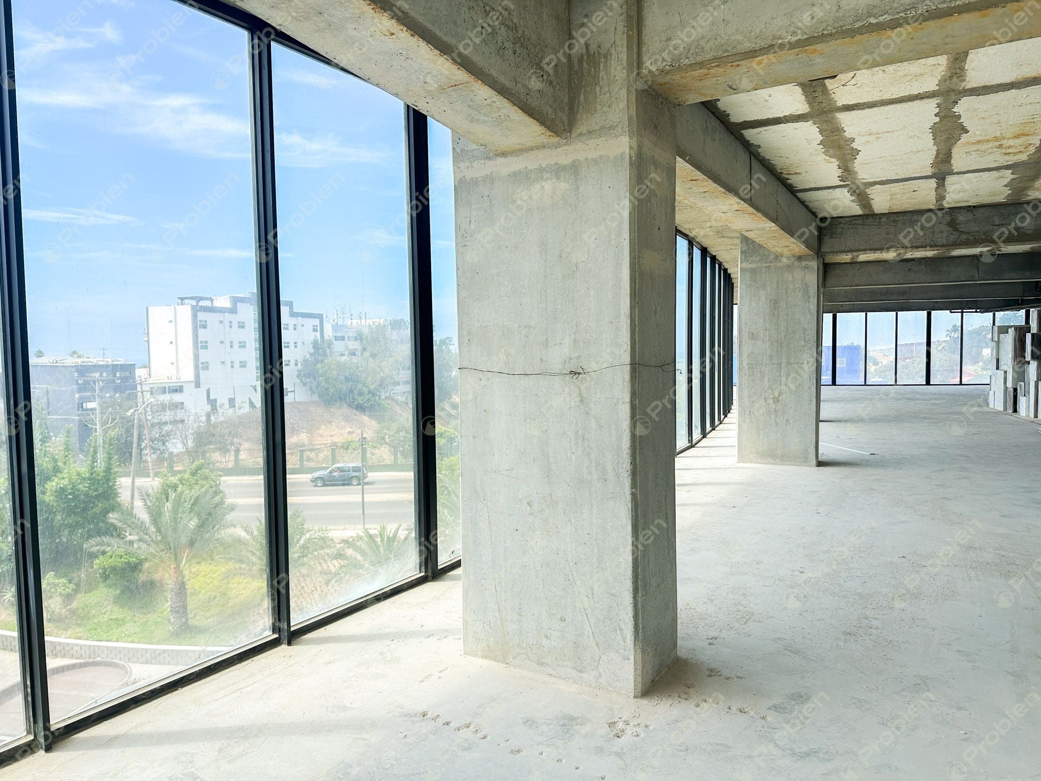 Locales Comerciales en Renta o Venta en Playas de Tijuana The Wesley – Frente a Plaza Monumental con Vistas al Mar - Foto 10 de 12