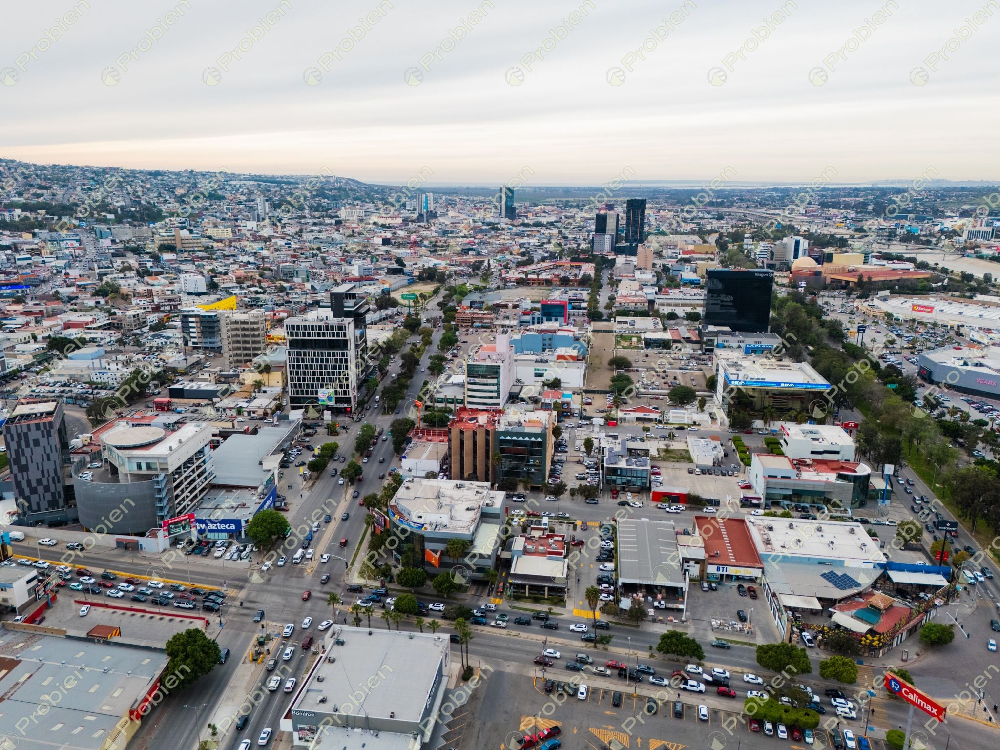 Oficina en venta en Zona Río, Tijuana, sobre Av. Luis Cabrera - Foto 4 de 20