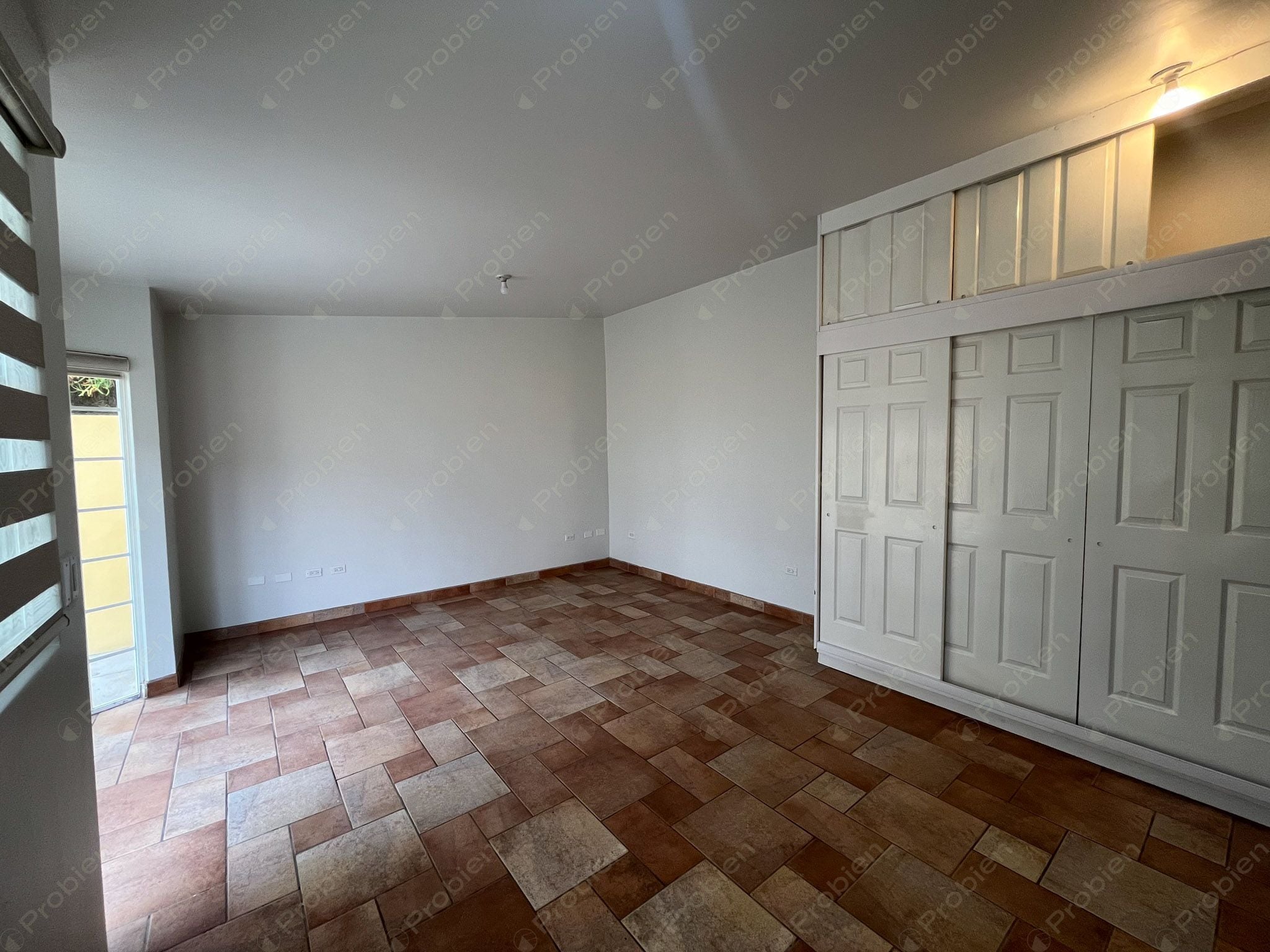 Casa en venta con Vista al Mar en Villamar – 4 Recámaras, Terraza y Patio con Pérgola - Foto 21 de 30