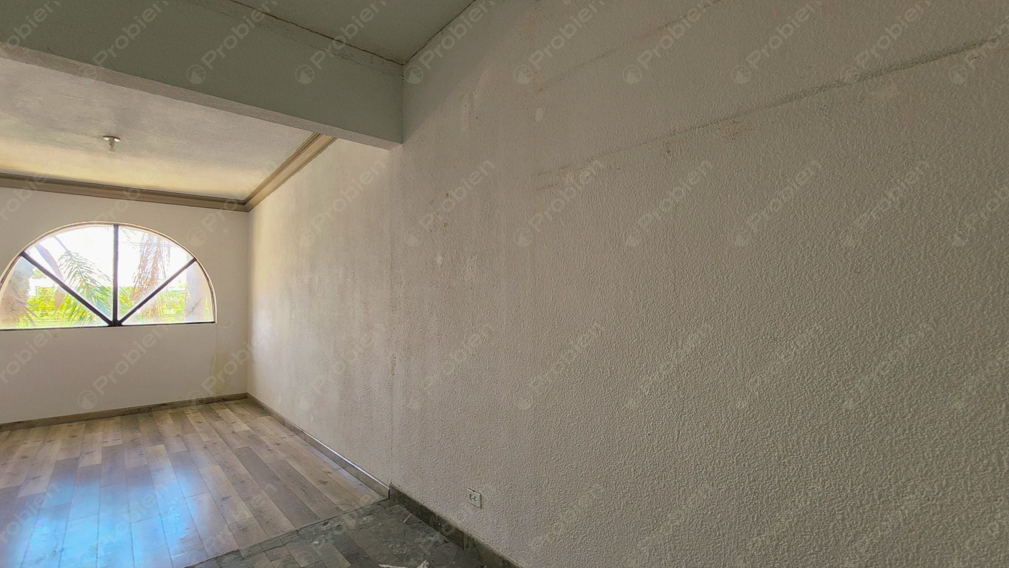 Edificio / Casa en Venta en Guaycura – Ideal para Vivienda o Fundación - Foto 10 de 31