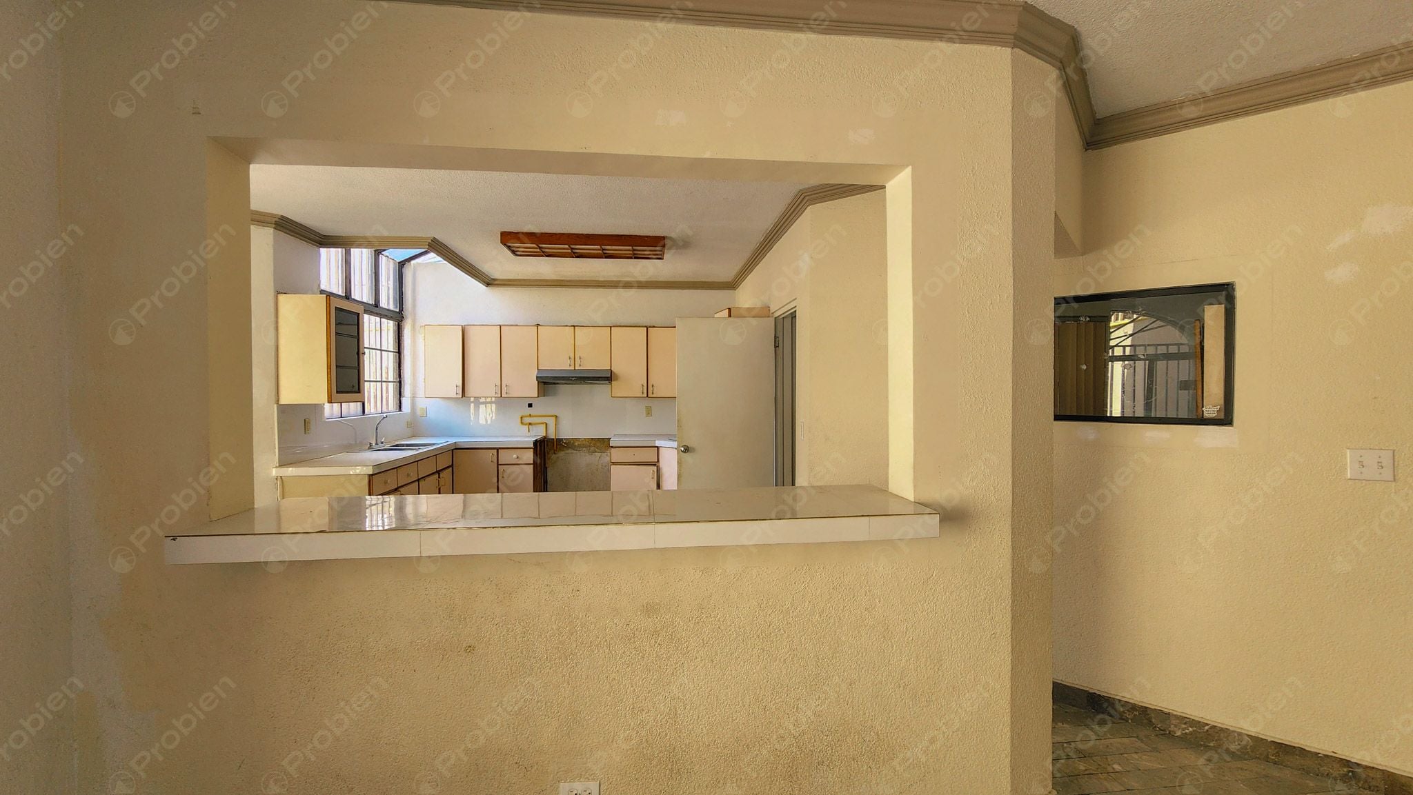 Edificio / Casa en Venta en Guaycura – Ideal para Vivienda o Fundación - Foto 6 de 31