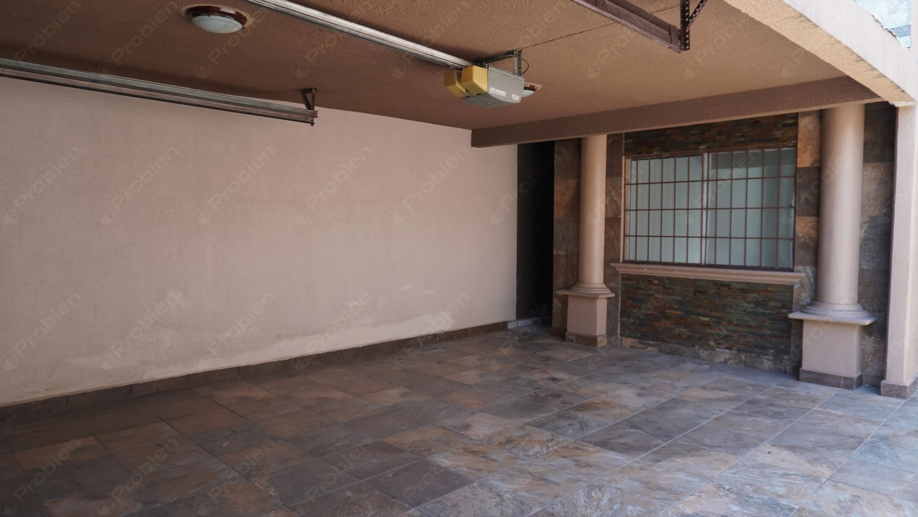 Casa en Venta  - Blvd Casa Blanca - Foto 3 de 10