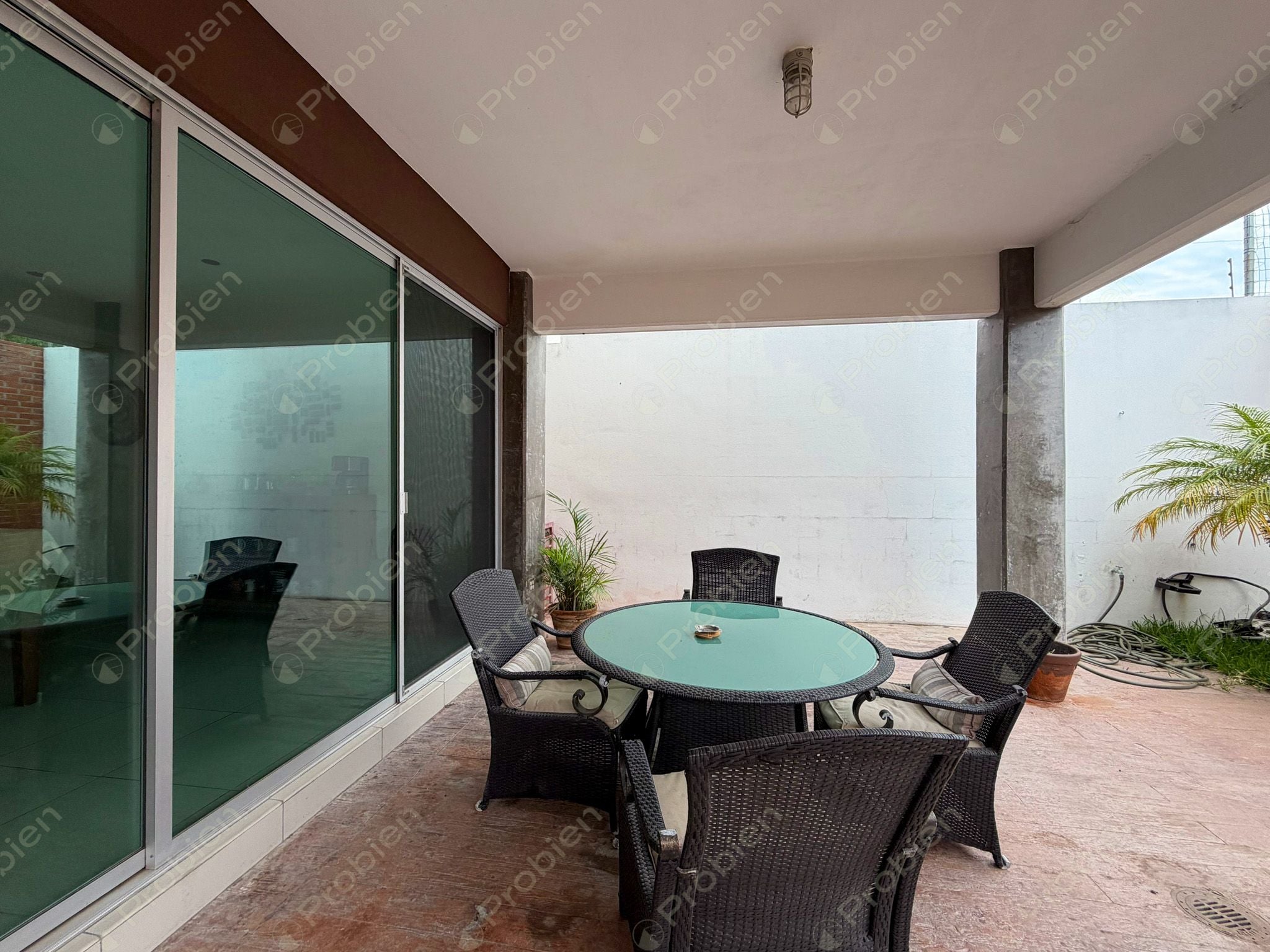 Casa en venta en Real del Mar Sección Brisas, residencia de 3 niveles cerca del mar en Tijuana - Foto 10 de 24