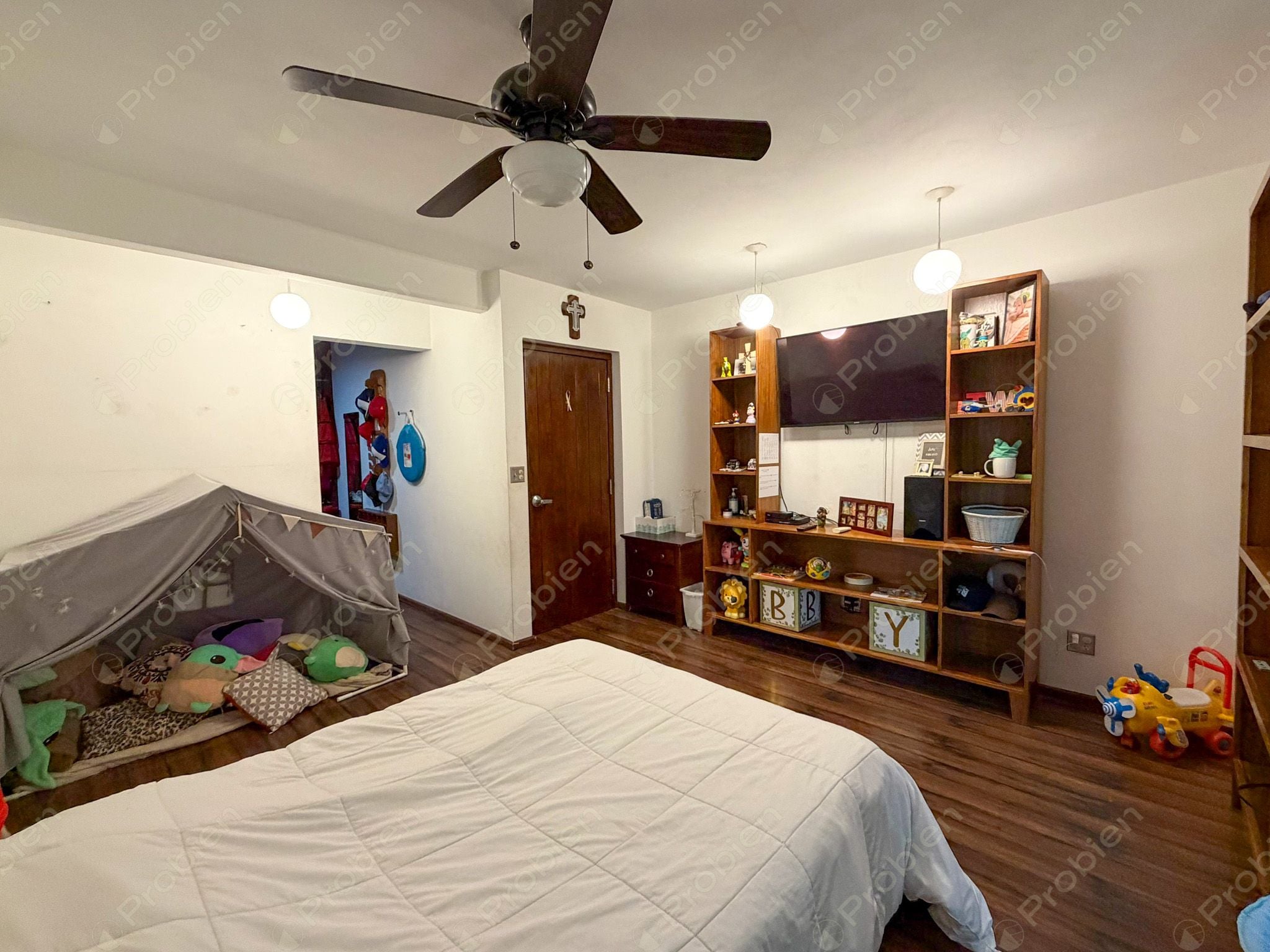 Casa en venta en Real del Mar Sección Brisas, residencia de 3 niveles cerca del mar en Tijuana - Foto 19 de 24