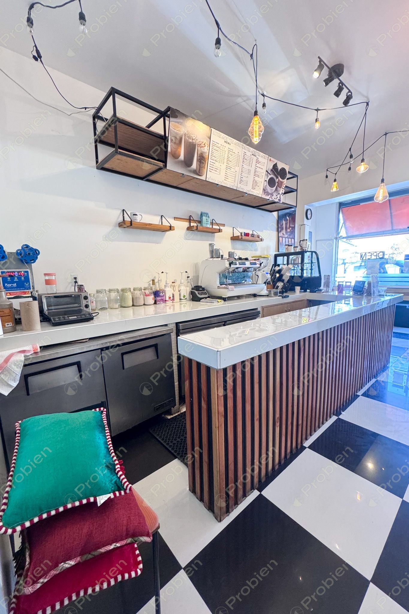 Traspaso de café en Zona Panamericano, local a pie de calle sobre avenida principal en Tijuana - Foto 8 de 10