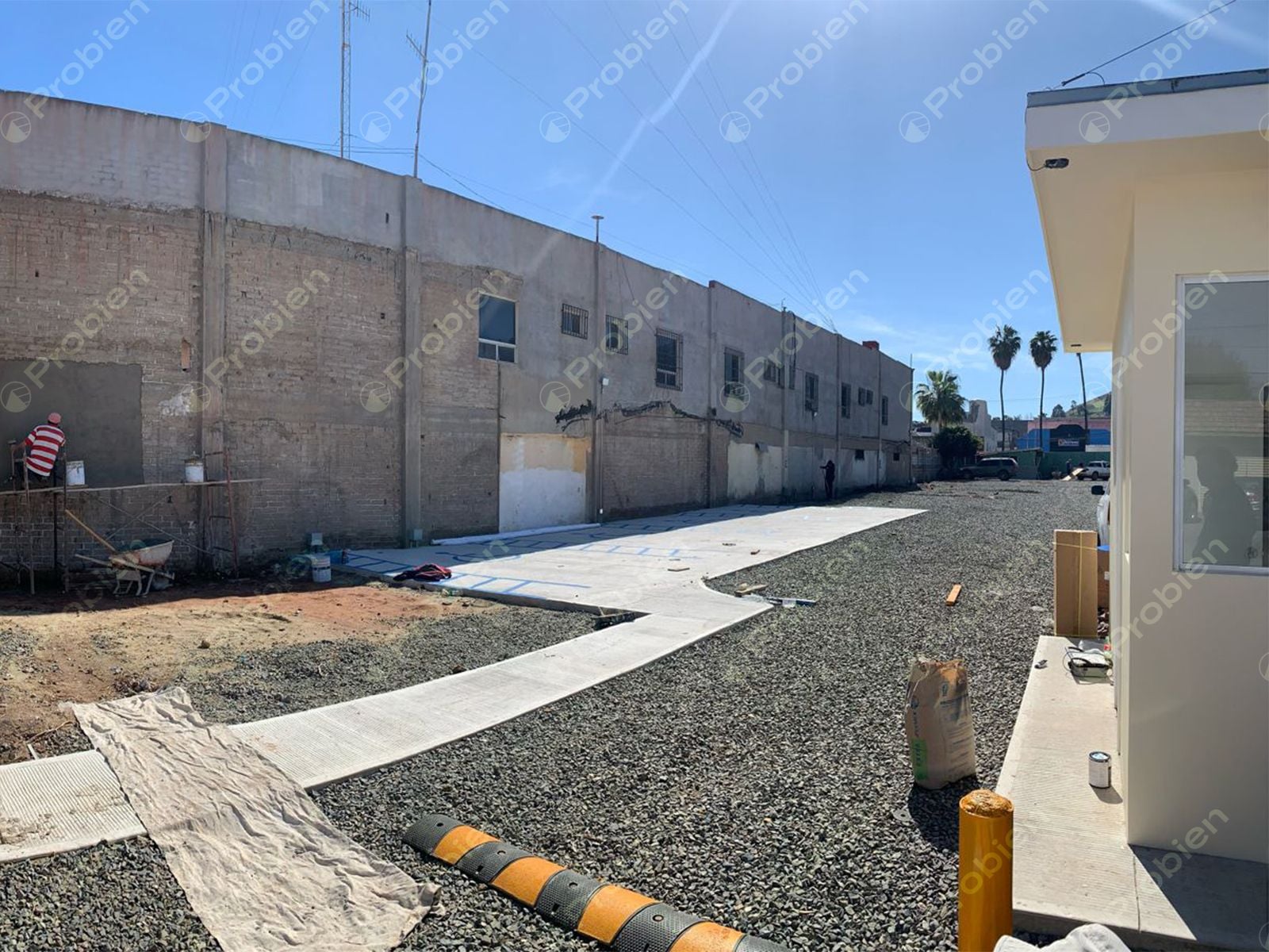 Tienda departamental en Venta / Renta - Ensenada - Foto 5 de 11