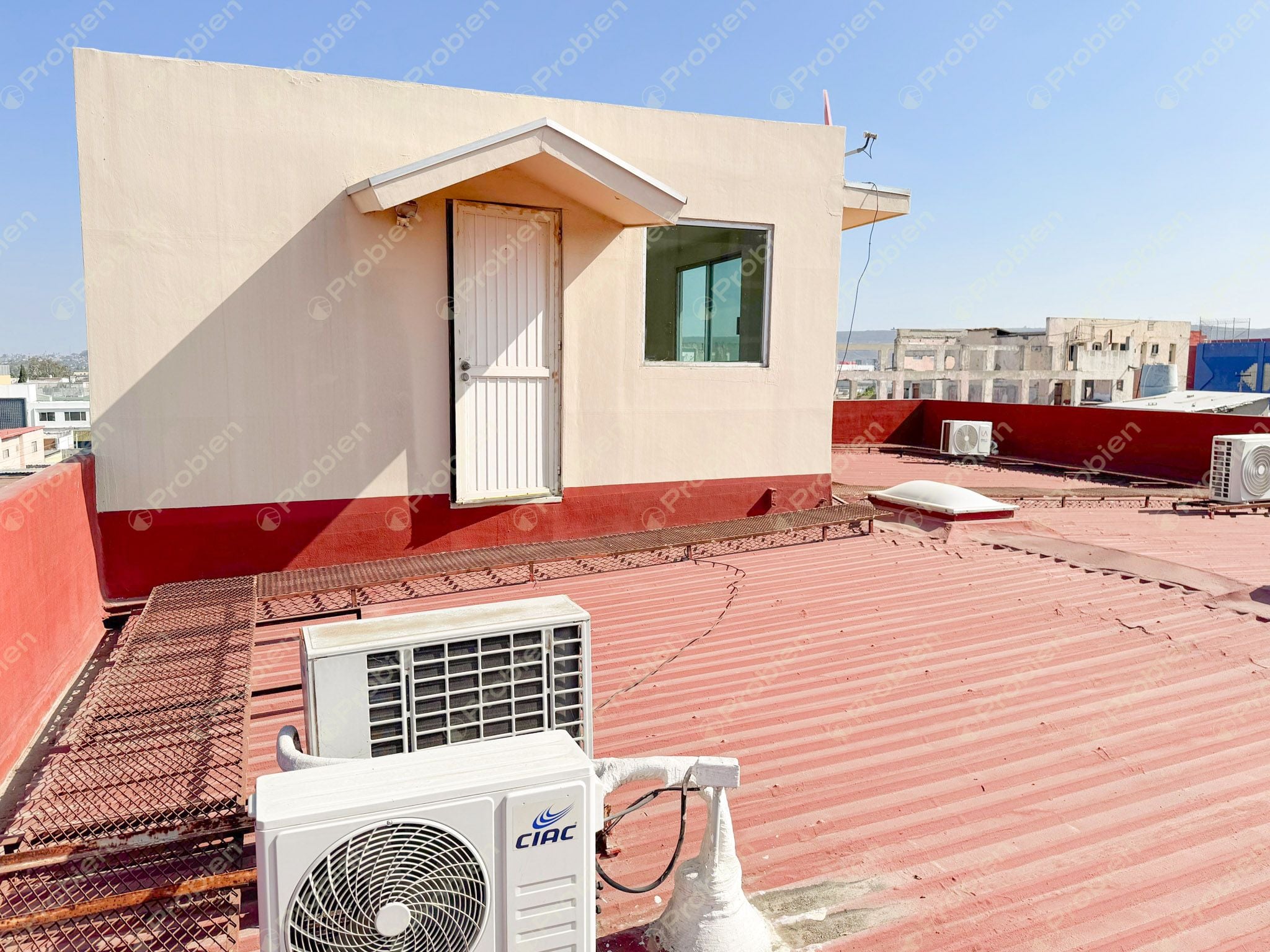 Edificio en Venta en Zona Centro de Tijuana – 8 Consultorios, Estacionamiento y Penthouse - Foto 18 de 18