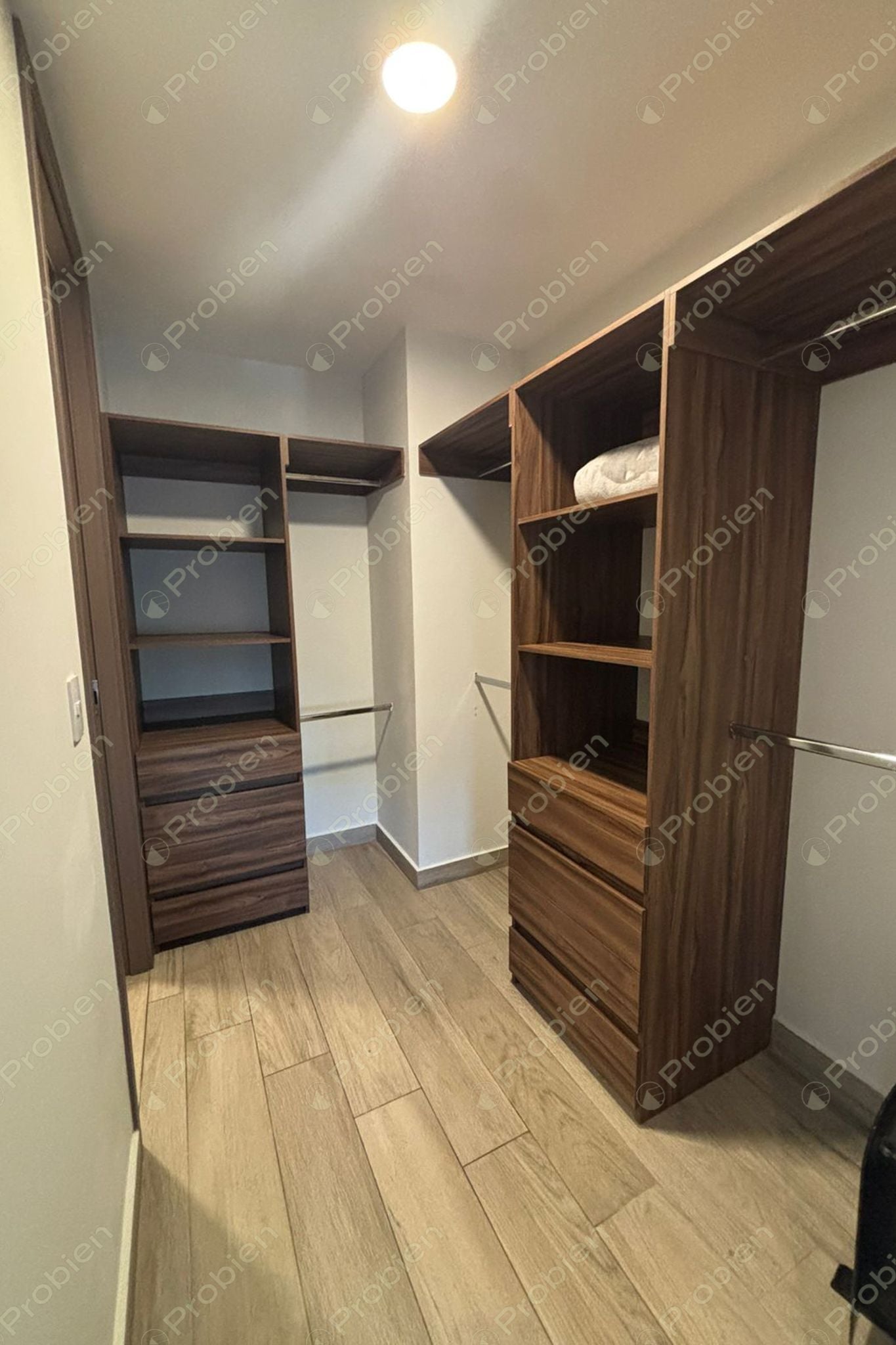 Departamento Amueblado en Renta o Venta en Torre Luzia –  Plaza Península - Foto 7 de 8