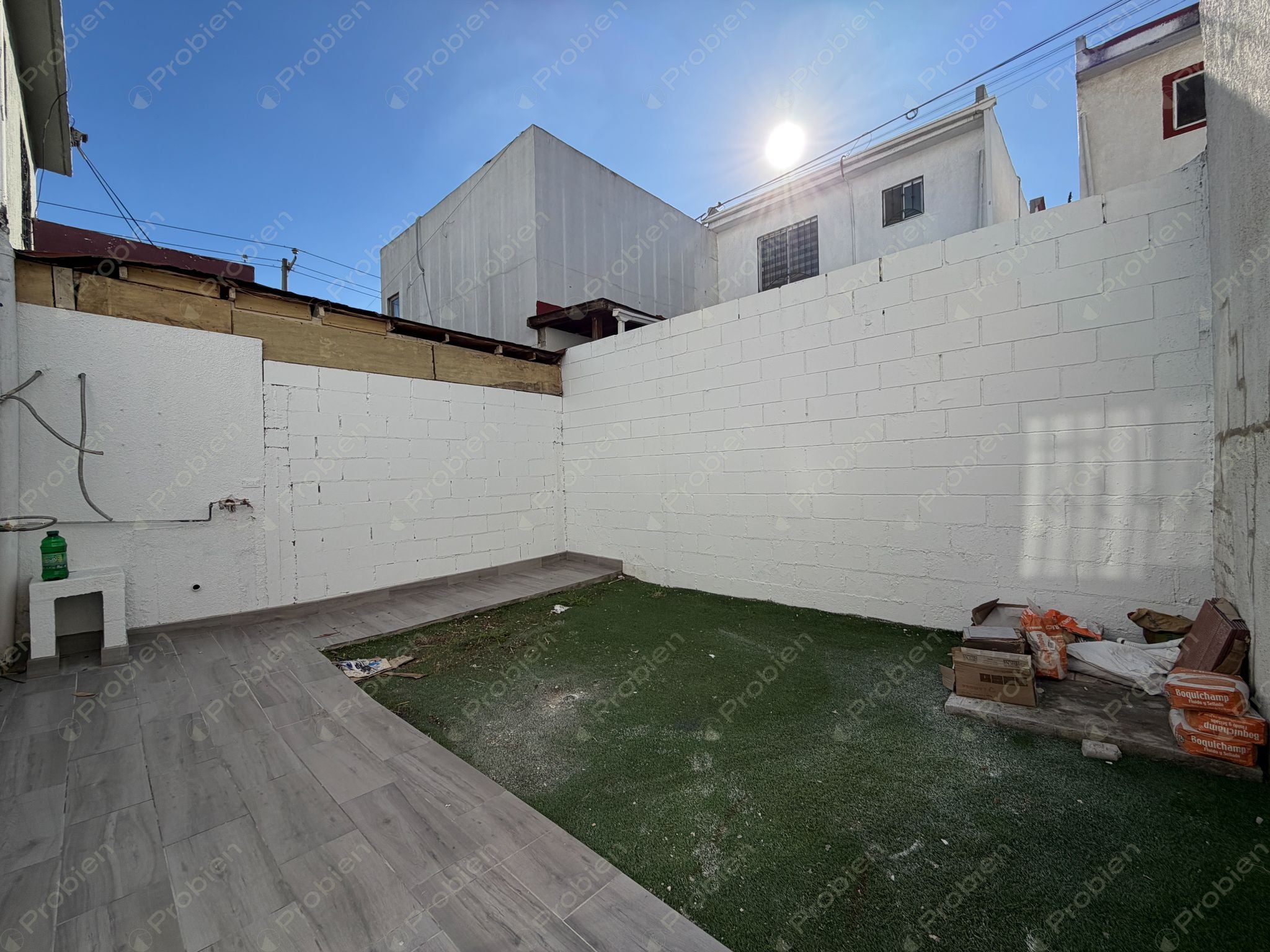 Casa en venta de 2 recámaras en Residencial Agua Caliente - Foto 8 de 25
