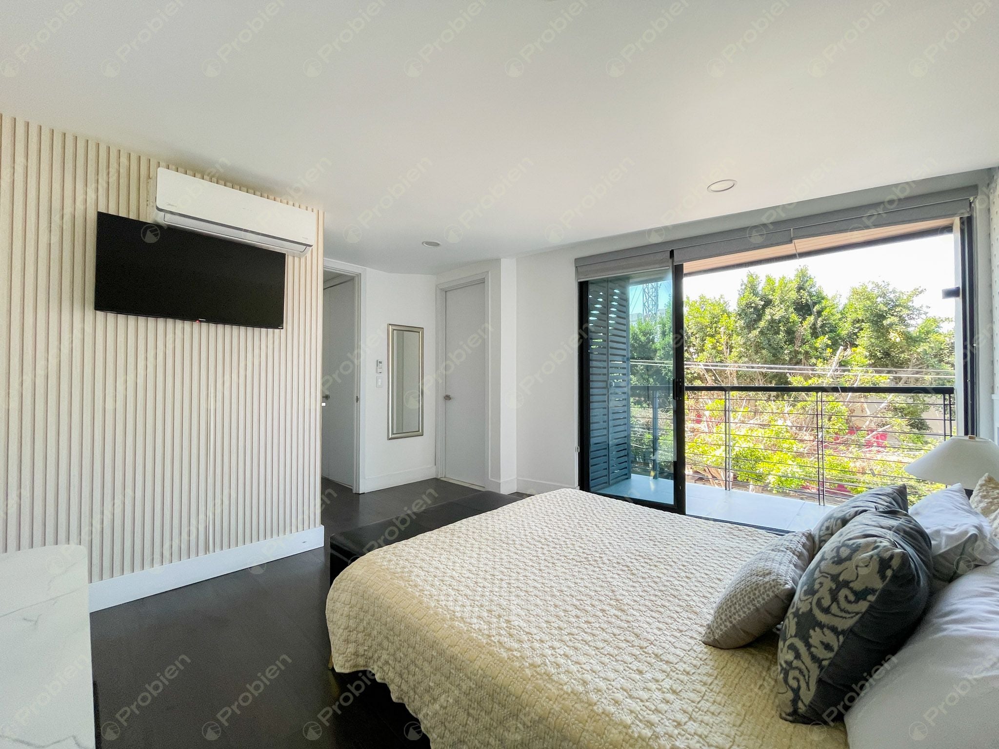 Departamento en Venta Amueblado en Life by Cosmopolitan – Frente al Club Campestre - Foto 12 de 31