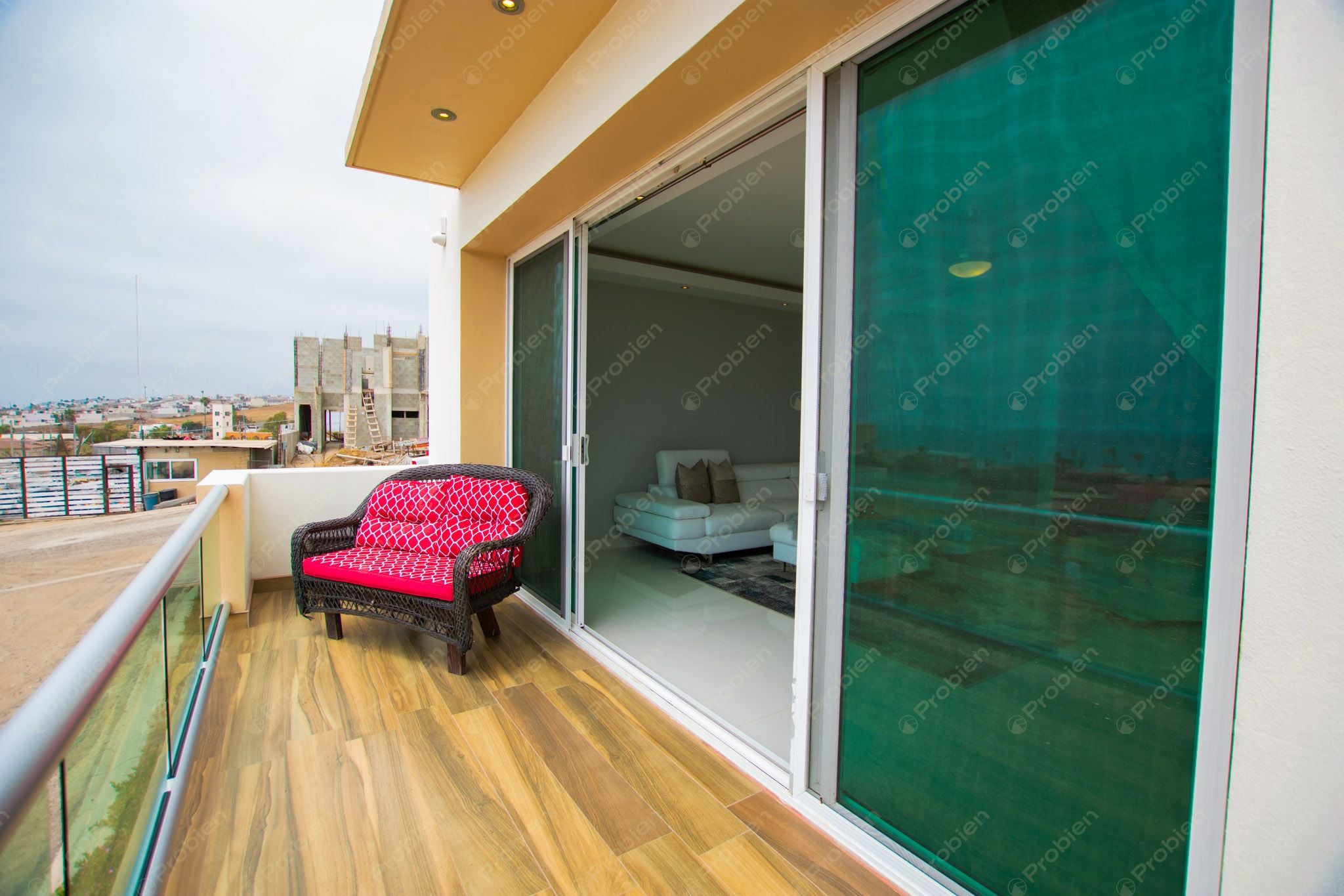 Casa de Lujo en Venta en San Marino – Vista al Mar, Elevador y Acabados Premium - Foto 23 de 36