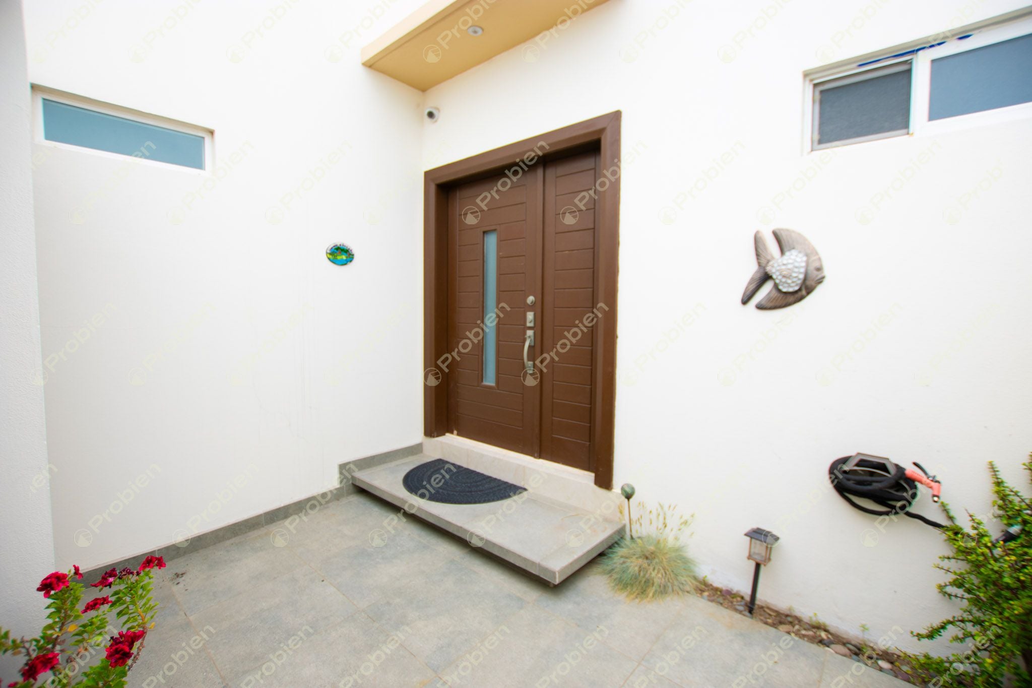 Casa de Lujo en Venta en San Marino – Vista al Mar, Elevador y Acabados Premium - Foto 3 de 36