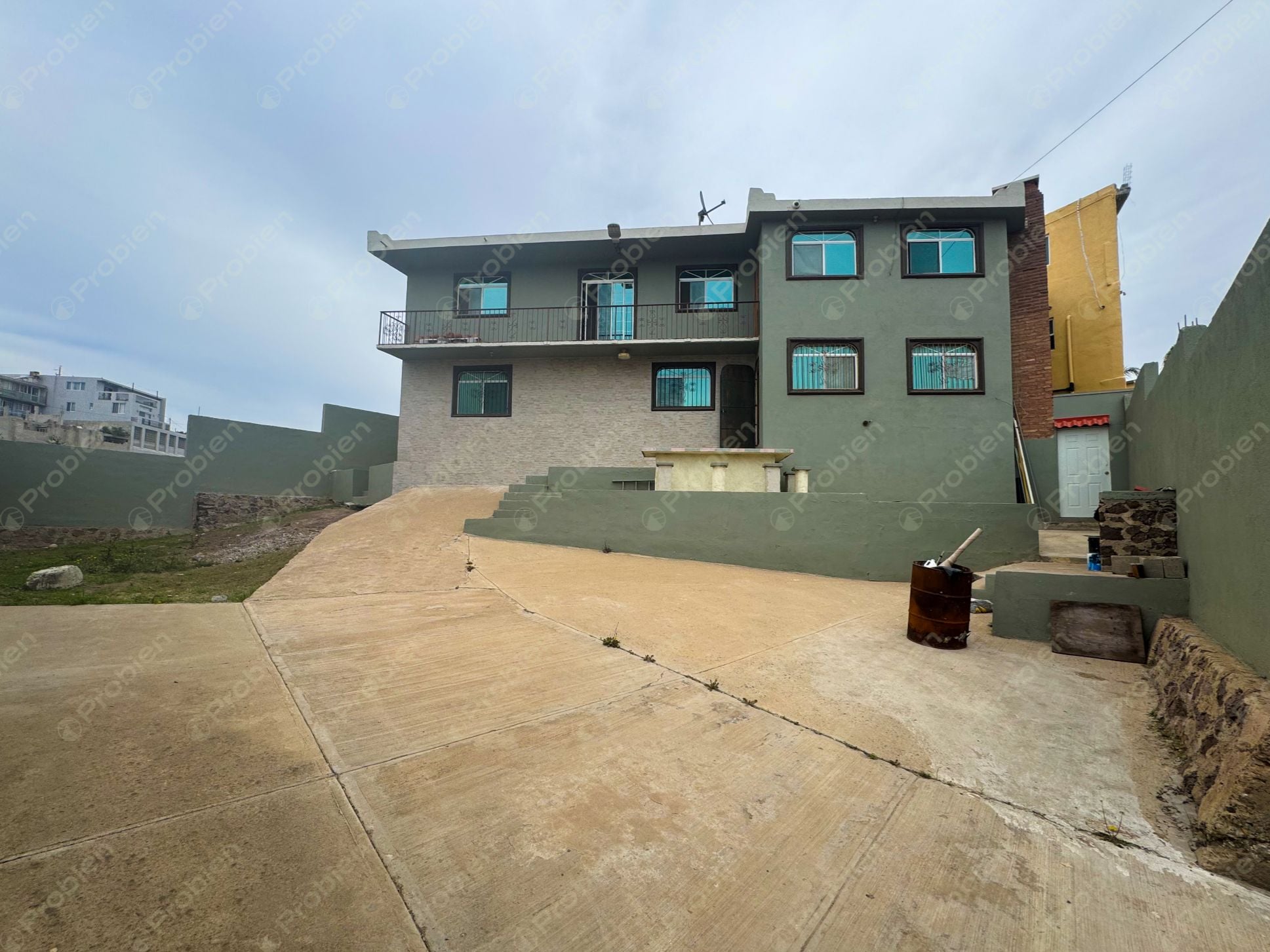 Casa Colonial en Venta en Playas de Rosarito – 460 m² de Terreno  - Foto 1 de 15