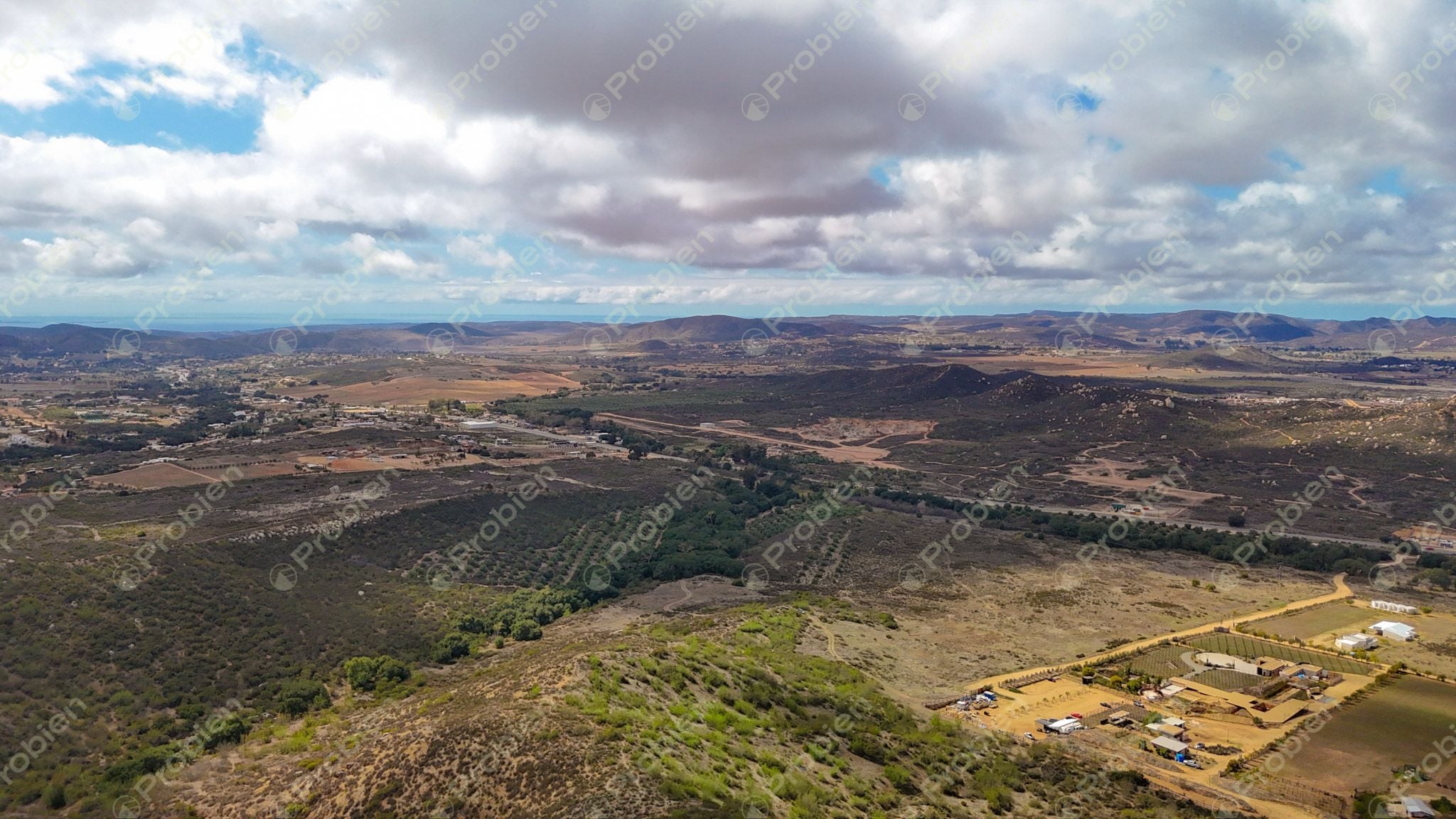 Terreno en Venta en el Valle de Guadalupe - Ideal para Desarrolladores - Foto 10 de 11