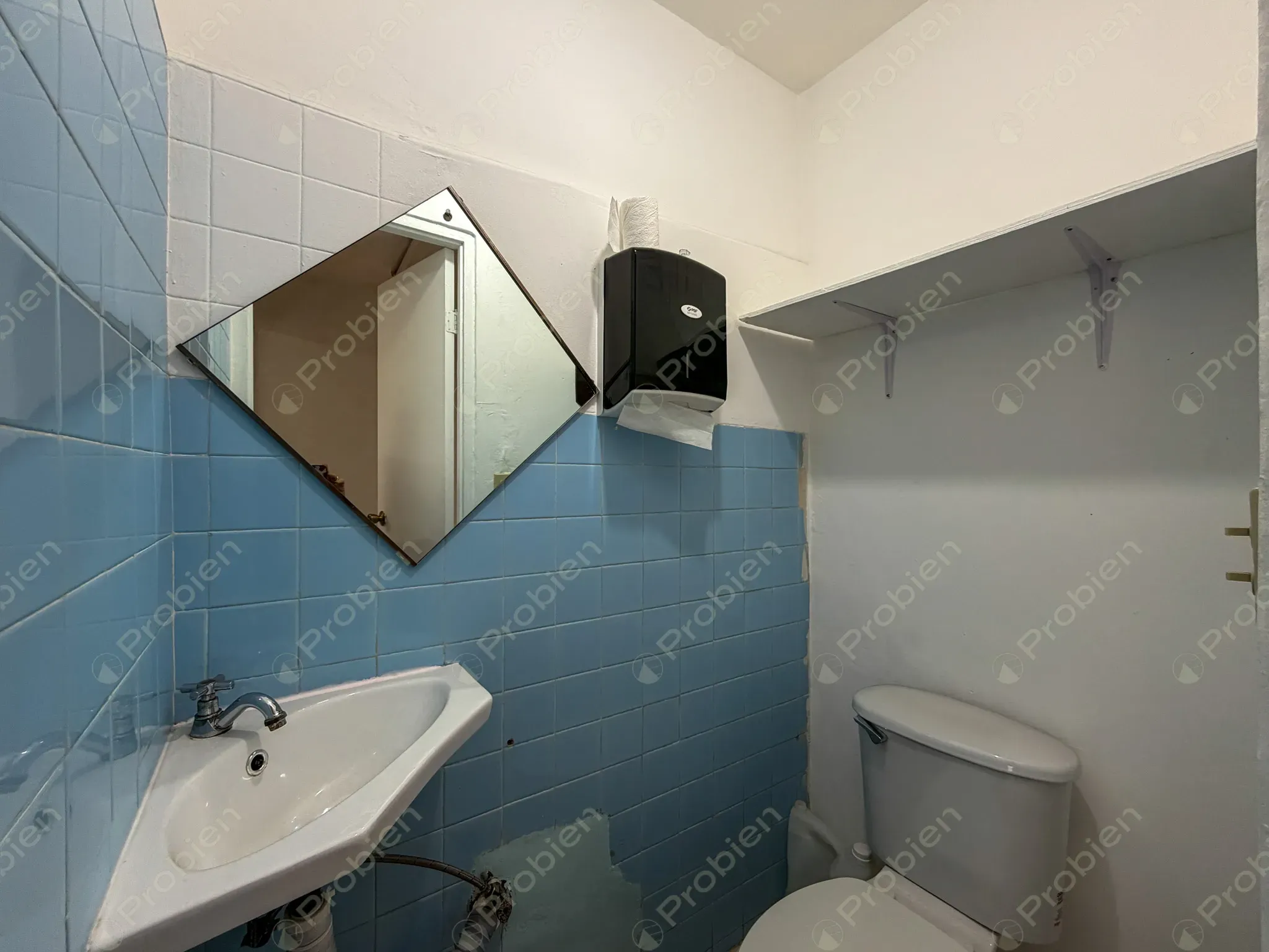 Oficinas o consultorios en renta en Calle Cuarta Díaz Mirón, Zona Centro de Tijuana - Foto 12 de 13